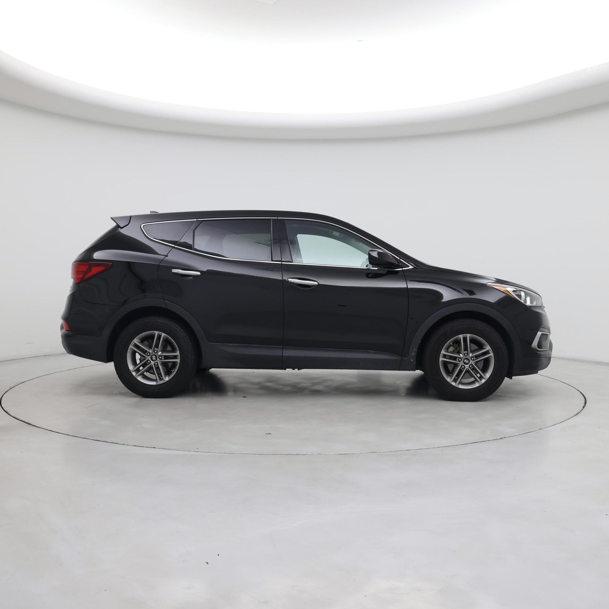 Thumbnail: 2017 Hyundai Santa Fe - 7