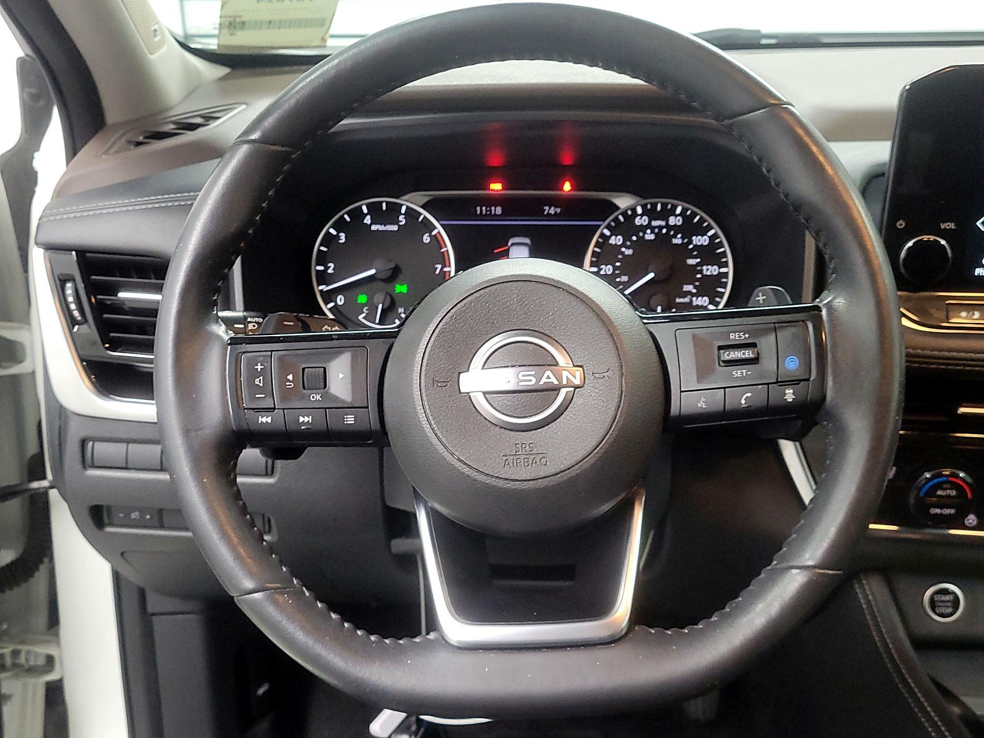 Thumbnail: 2022 Nissan Rogue - 10