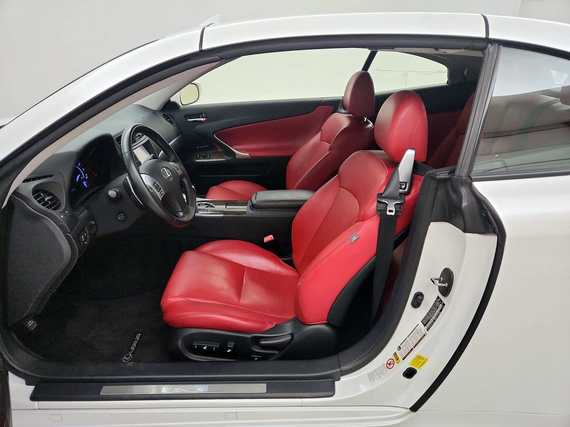 Thumbnail: 2014 Lexus IS - 11