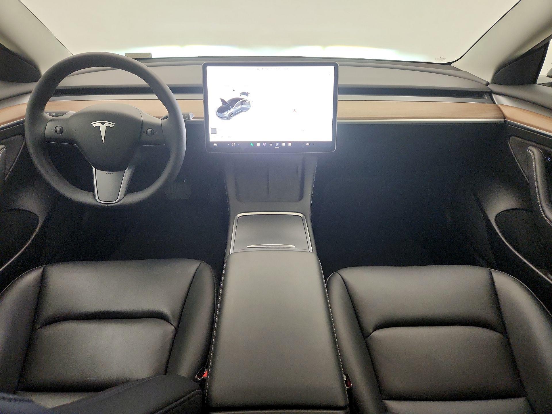 Thumbnail: 2022 Tesla Model 3 - 9