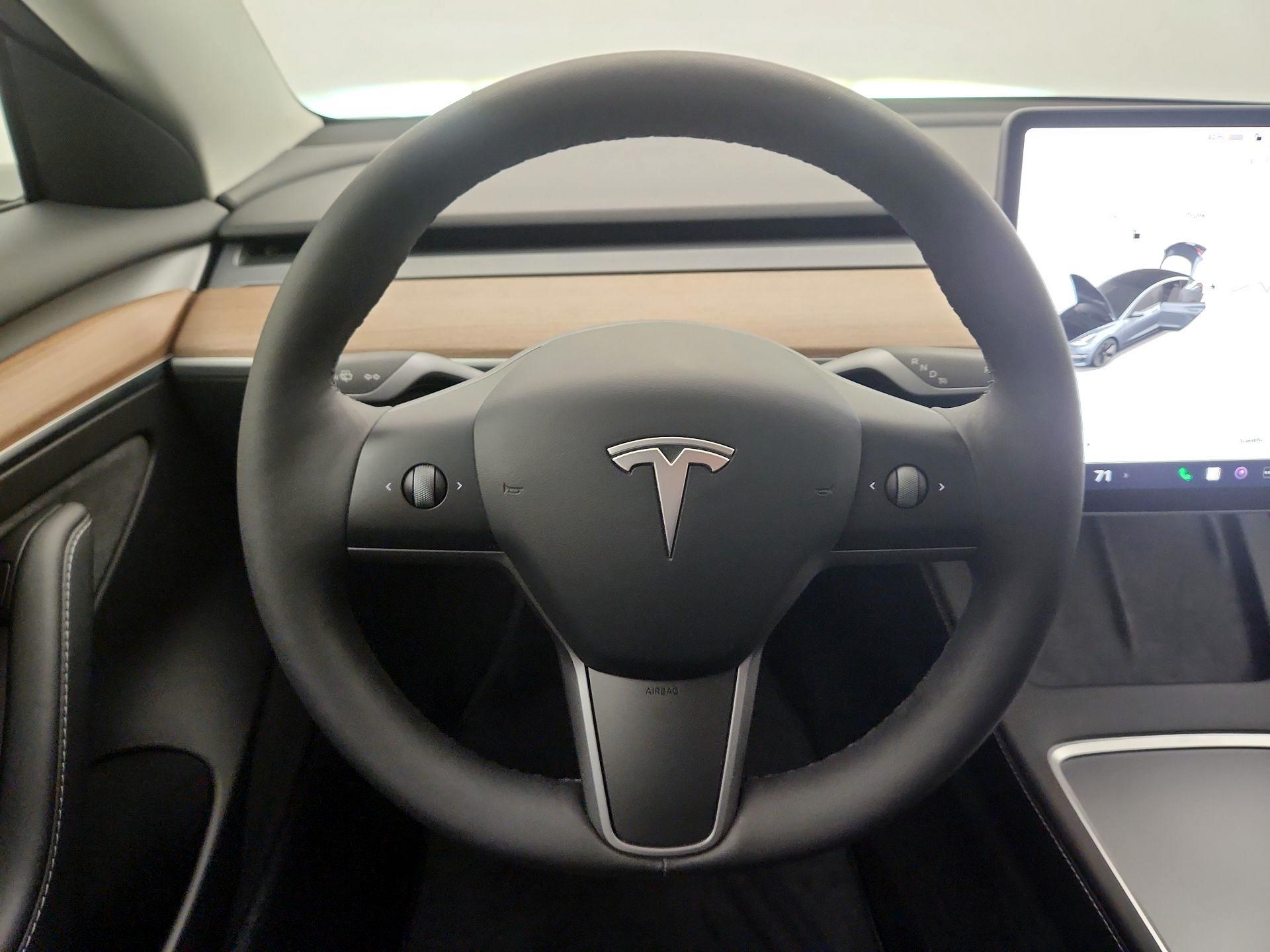 Thumbnail: 2022 Tesla Model 3 - 10
