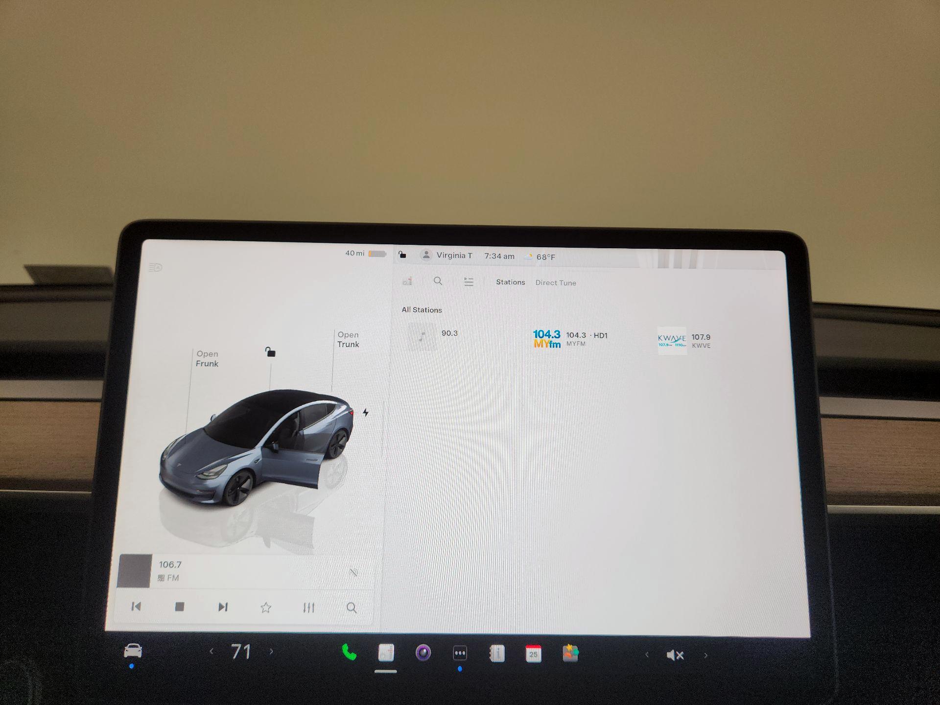 Thumbnail: 2022 Tesla Model 3 - 15