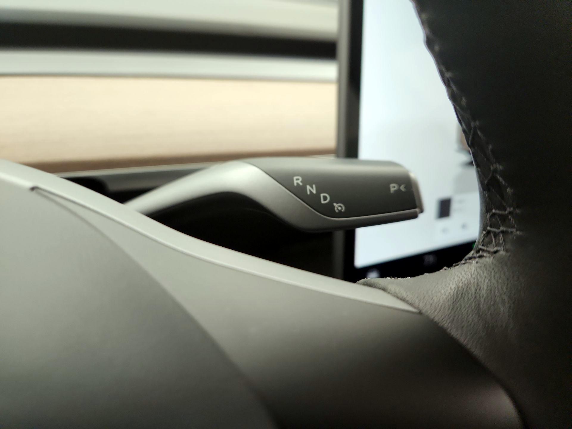 Thumbnail: 2022 Tesla Model 3 - 17