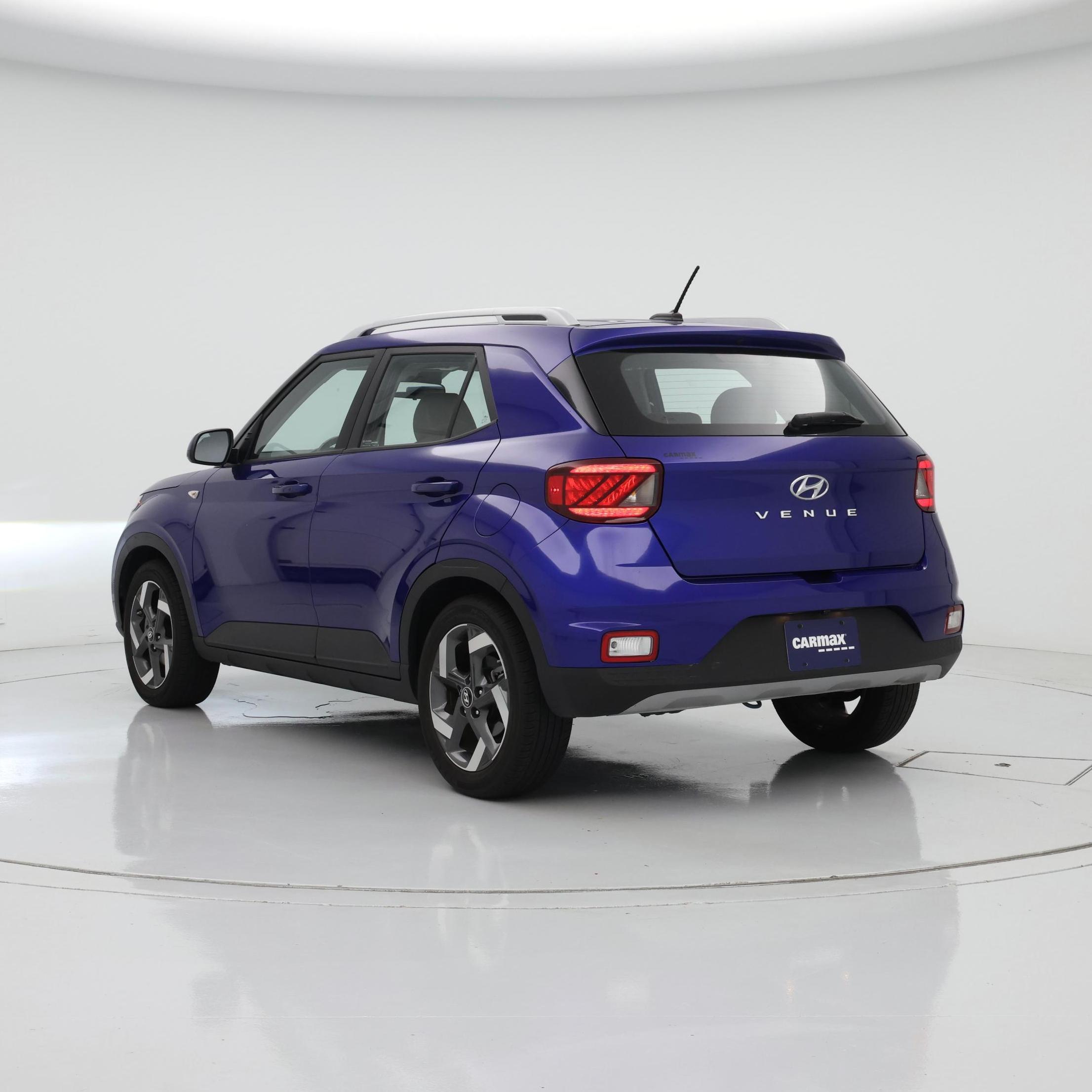 Thumbnail: 2023 Hyundai Venue - 2