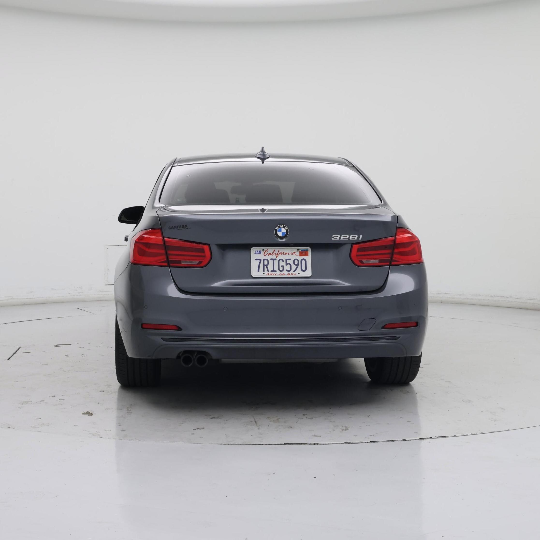 Thumbnail: 2016 BMW 3 Series - 6