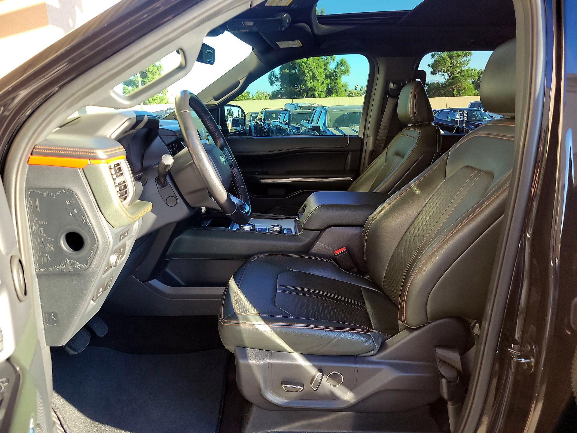 Thumbnail: 2022 Ford Expedition - 9