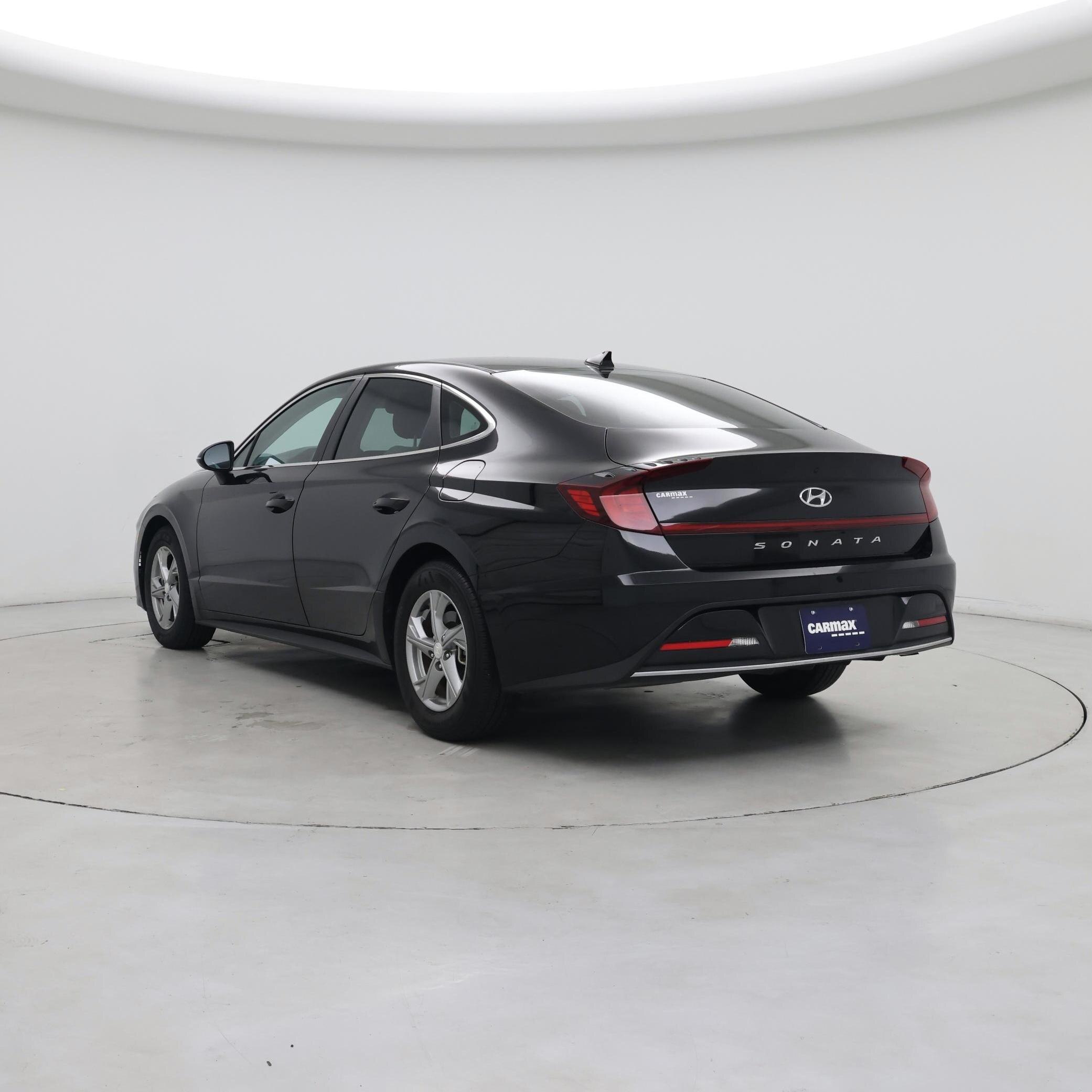 Thumbnail: 2023 Hyundai Sonata - 2