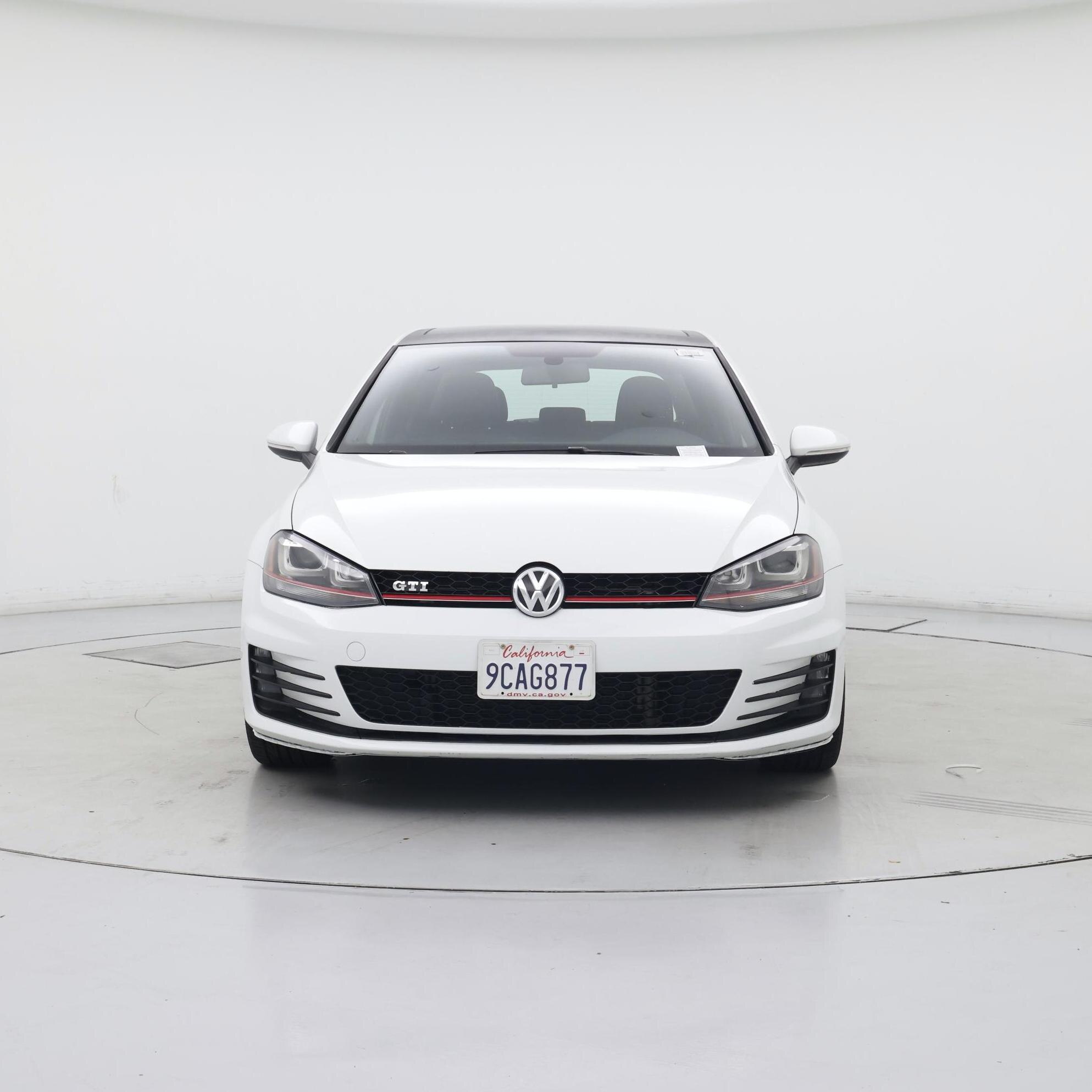 Thumbnail: 2016 Volkswagen Golf - 5
