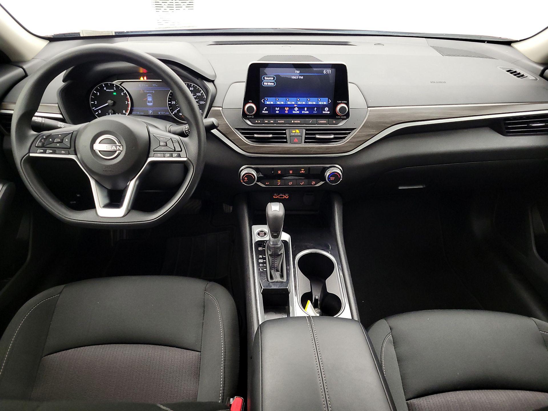 Thumbnail: 2024 Nissan Altima - 9