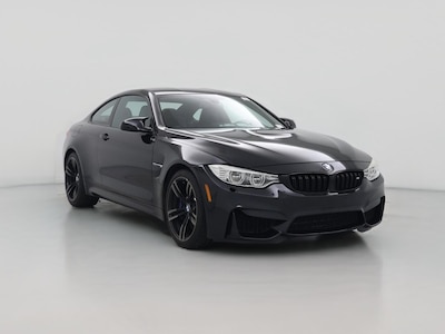 Black 2016 BMW M4