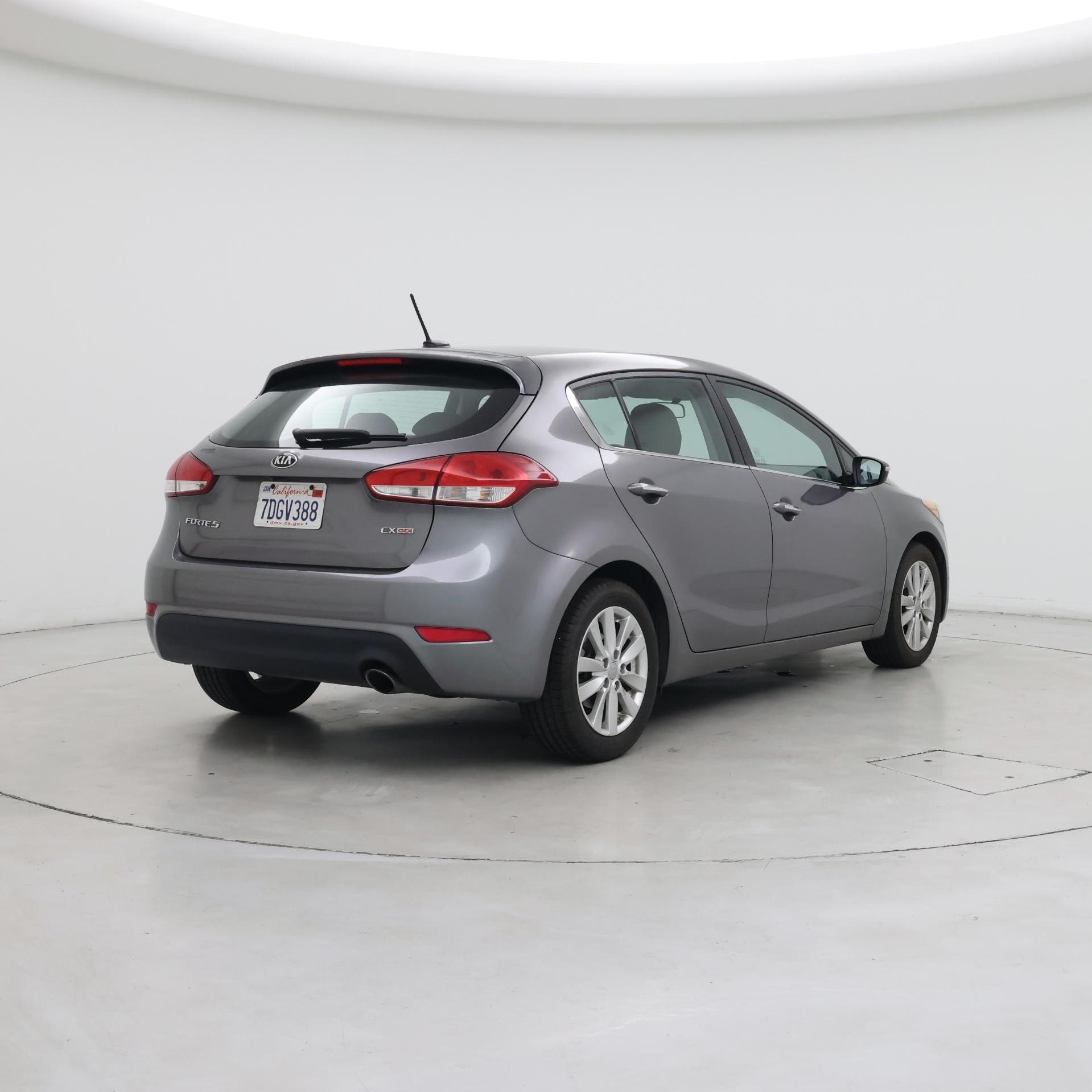Thumbnail: 2014 Kia Forte - 8