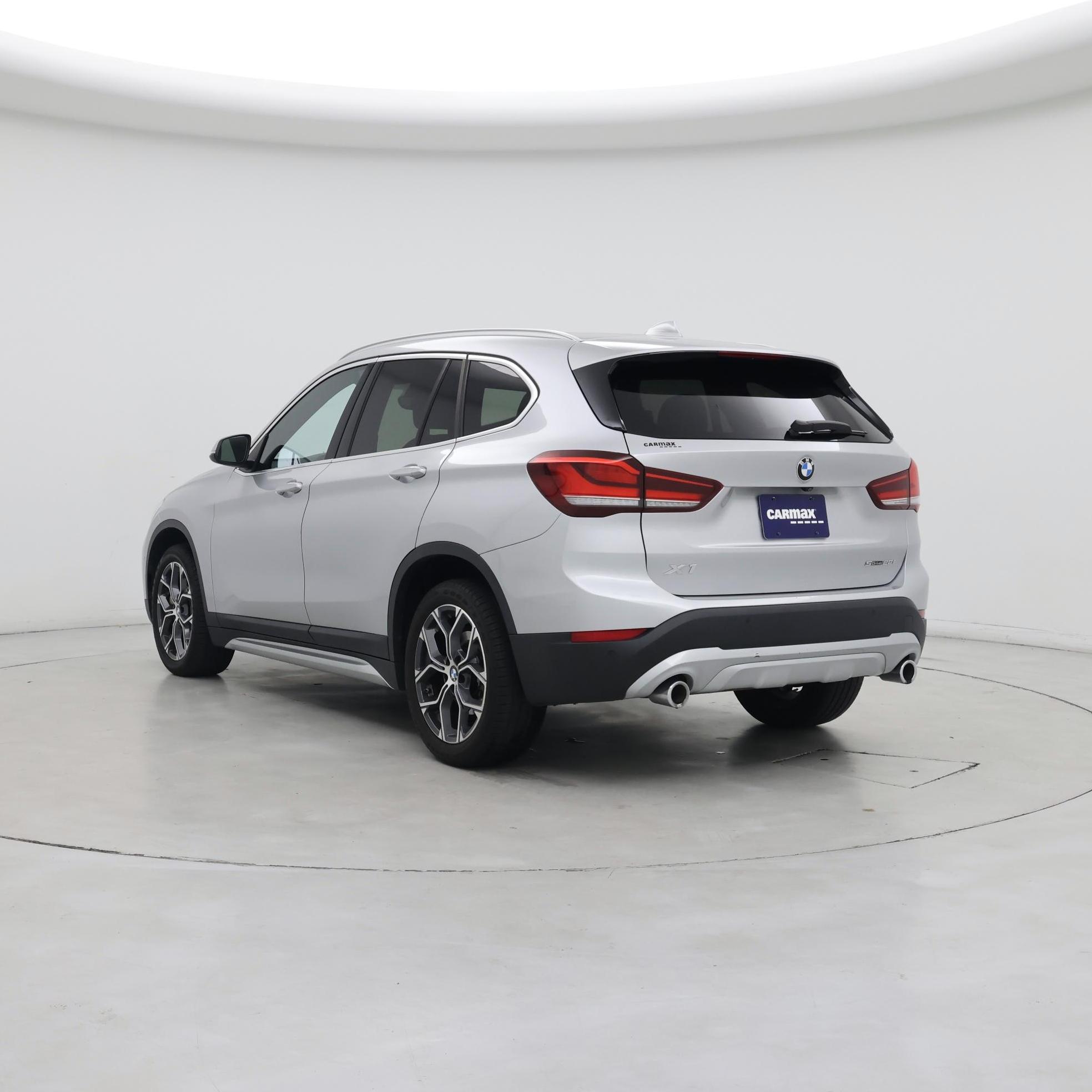 Thumbnail: 2021 BMW X1 - 2