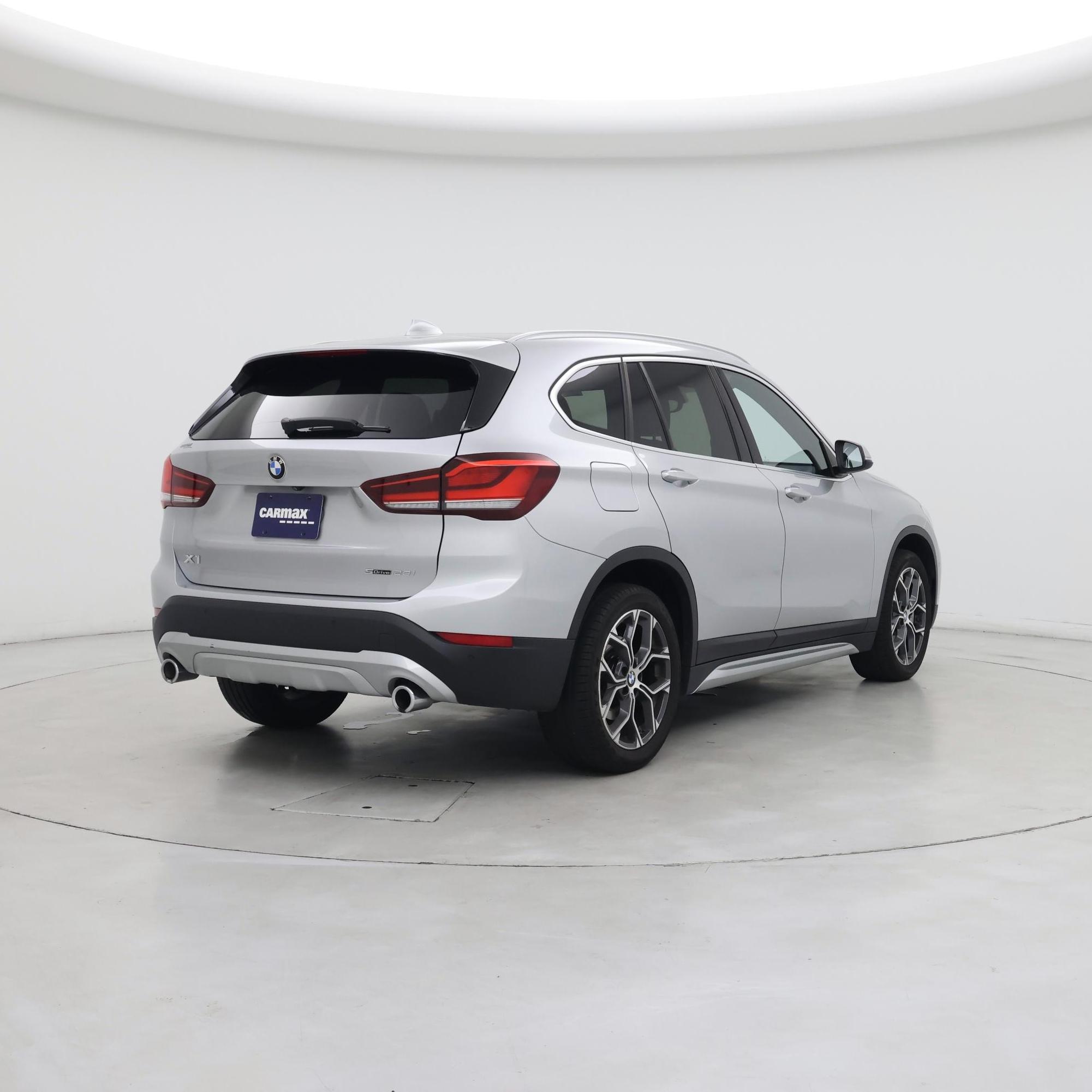 Thumbnail: 2021 BMW X1 - 8