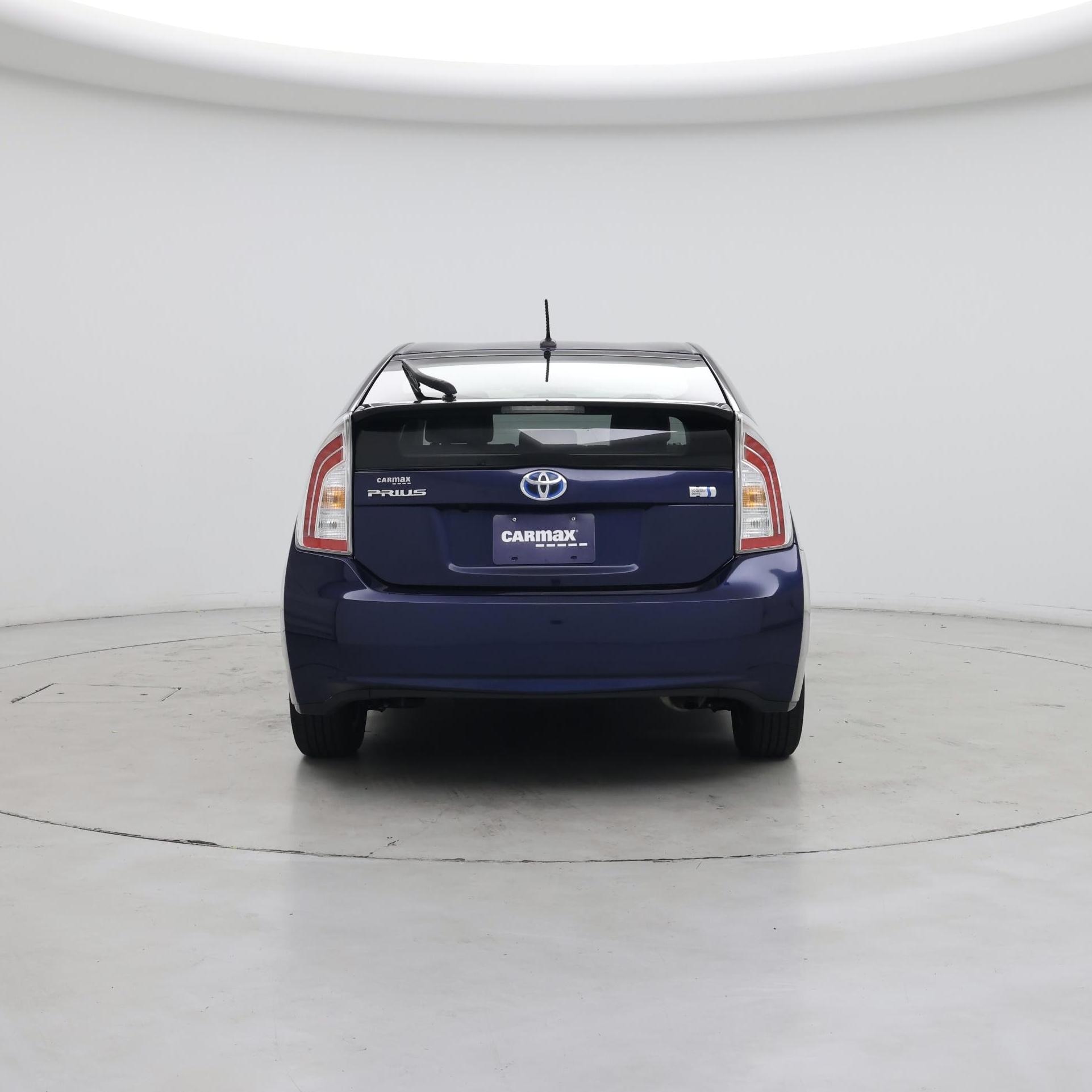 Thumbnail: 2015 Toyota Prius - 6