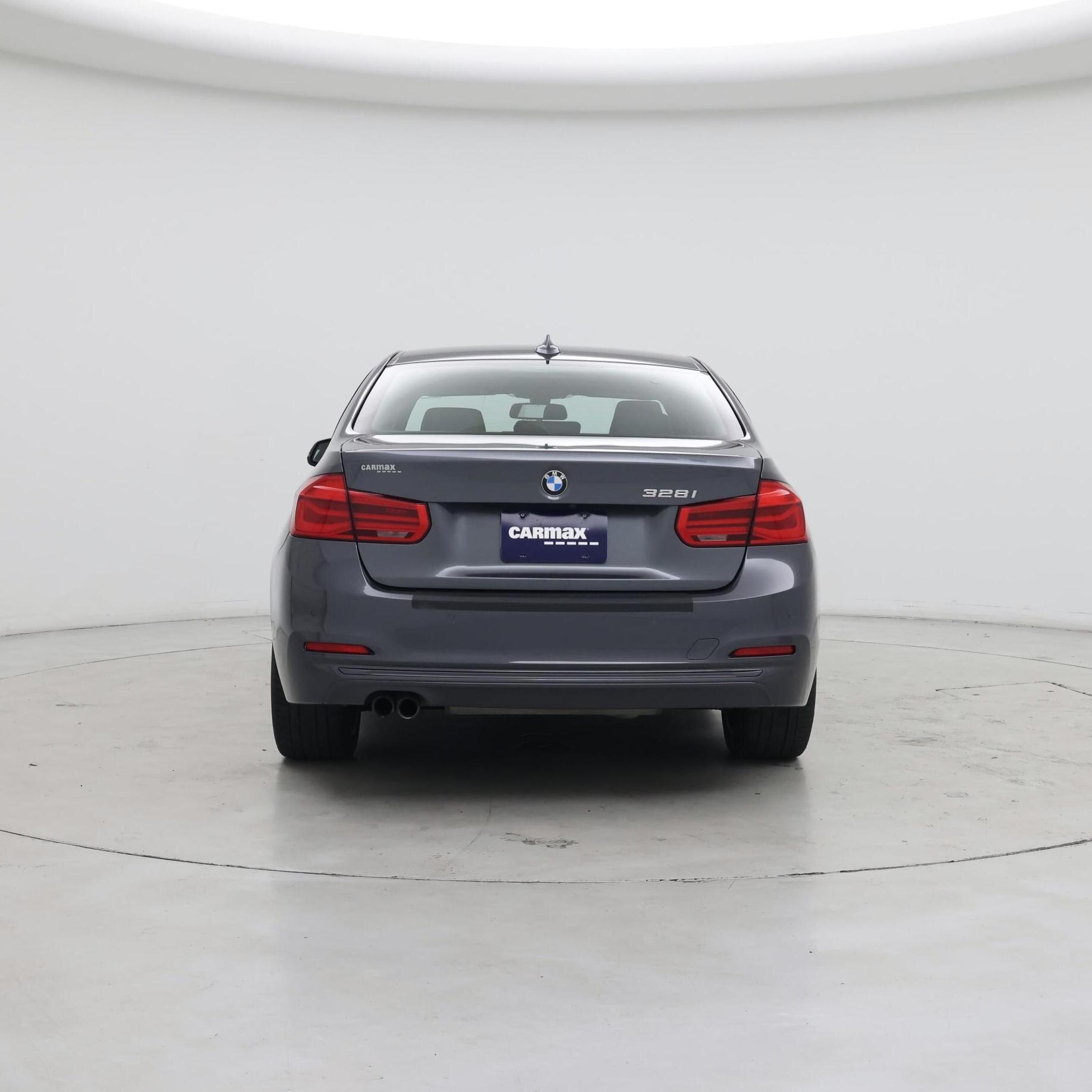 Thumbnail: 2016 BMW 3 Series - 6