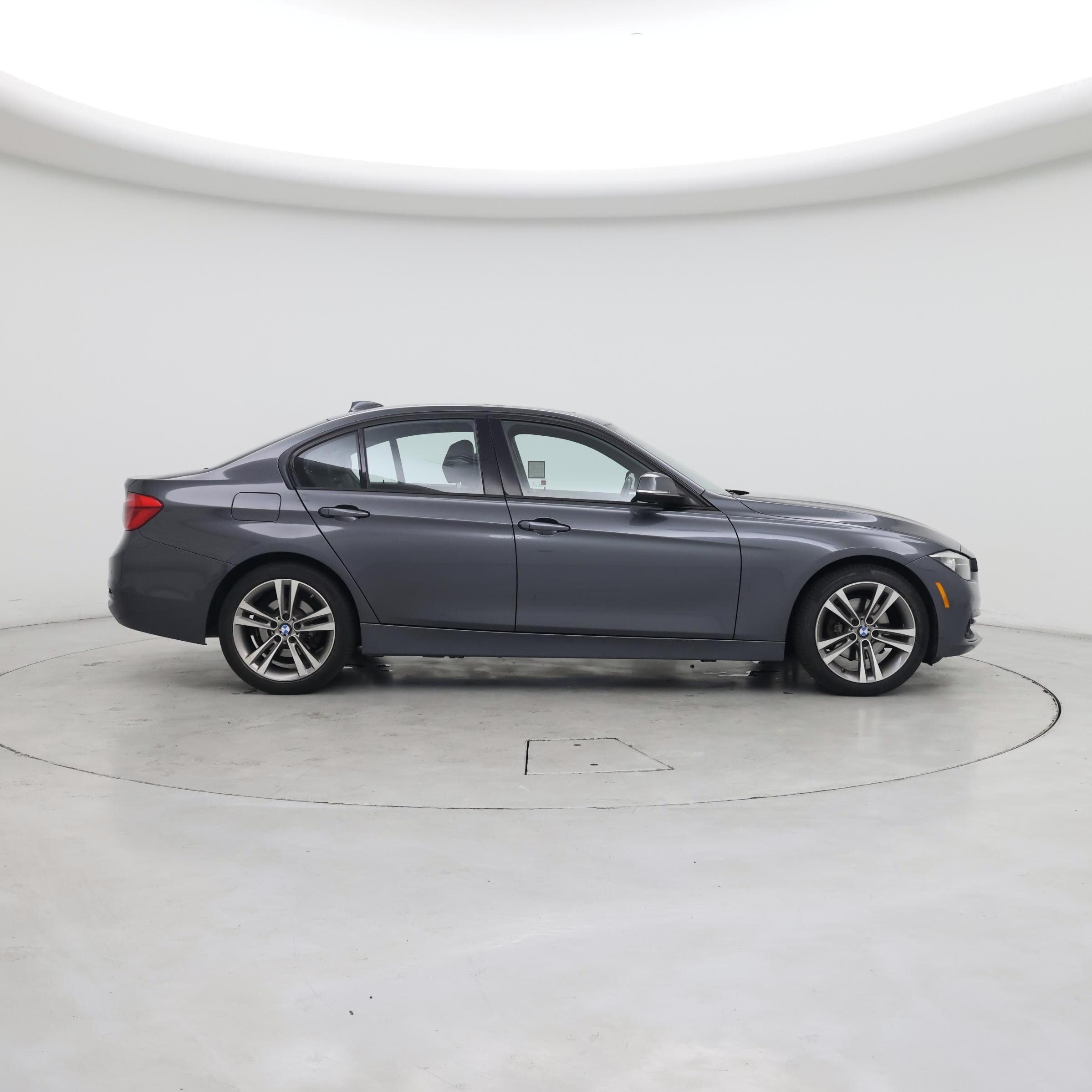 Thumbnail: 2016 BMW 3 Series - 7