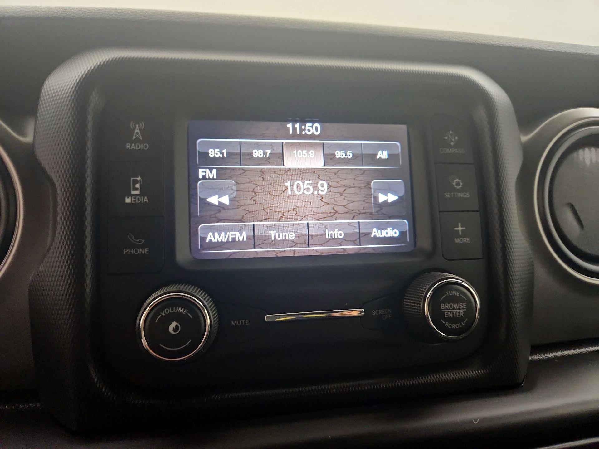 Thumbnail: 2020 Jeep Wrangler - 15