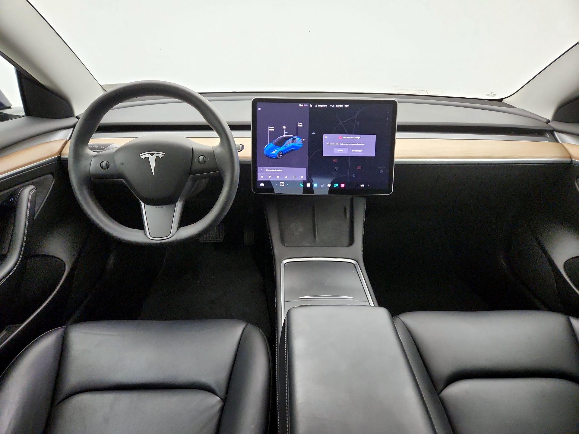 Thumbnail: 2022 Tesla Model 3 - 9