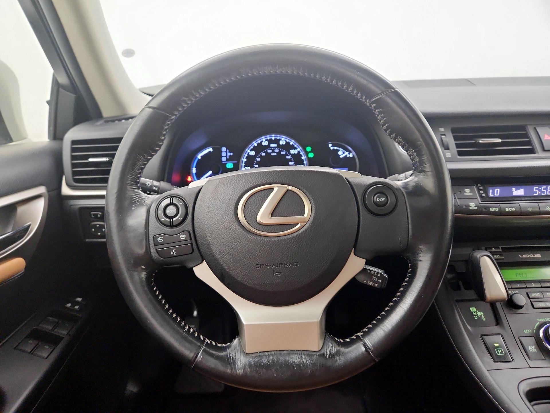Thumbnail: 2015 Lexus CT - 10