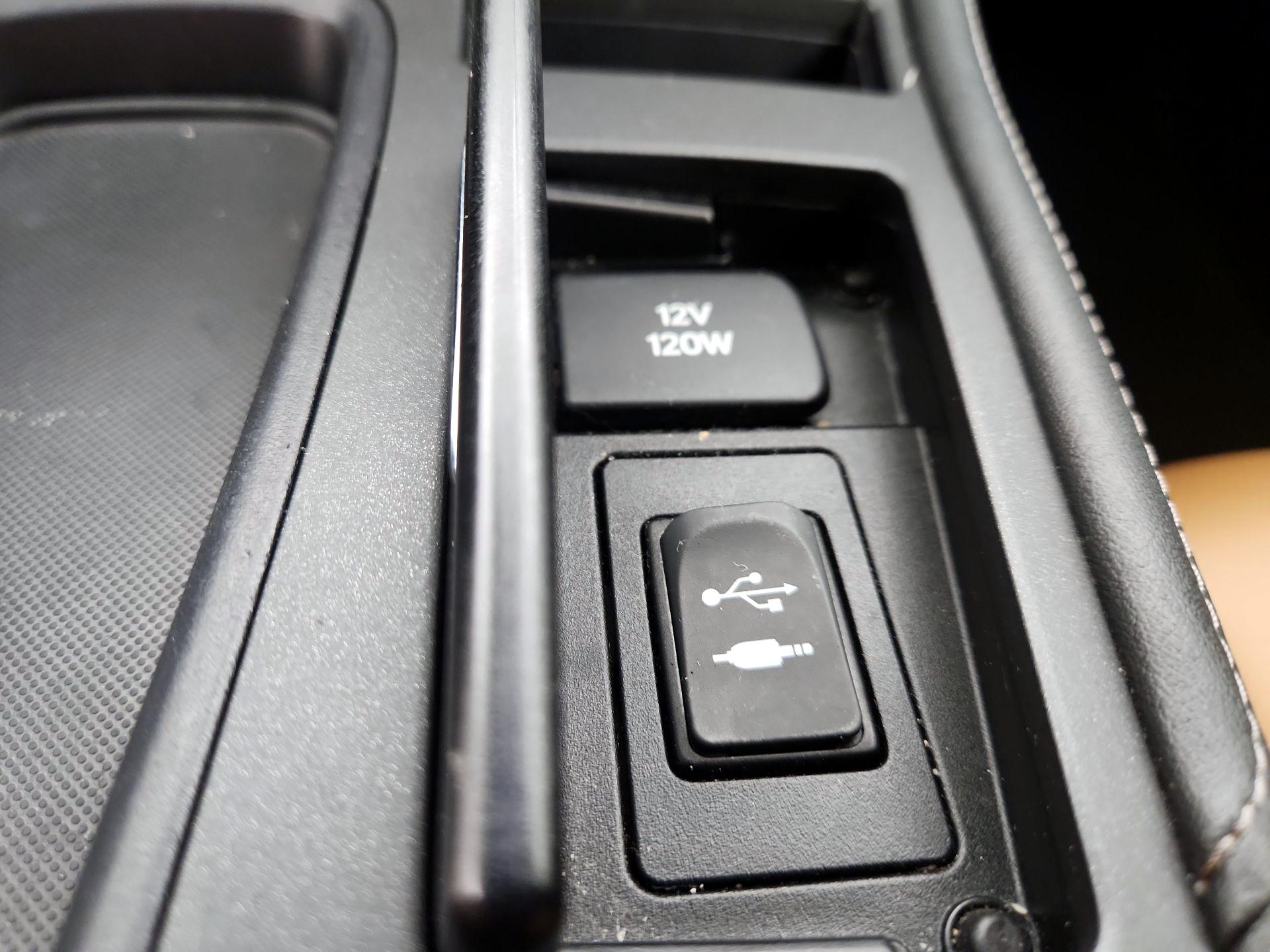 Thumbnail: 2015 Lexus CT - 18