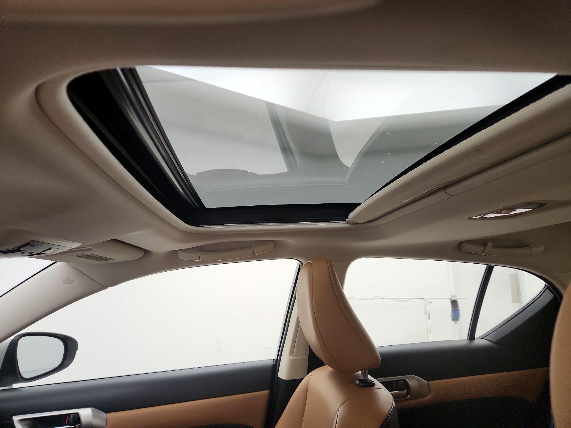 Thumbnail: 2015 Lexus CT - 19