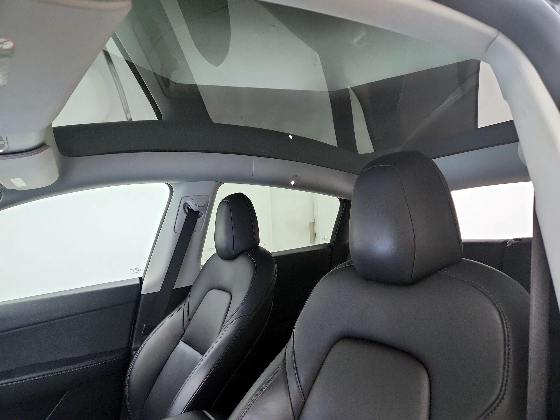 Thumbnail: 2021 Tesla Model Y - 19