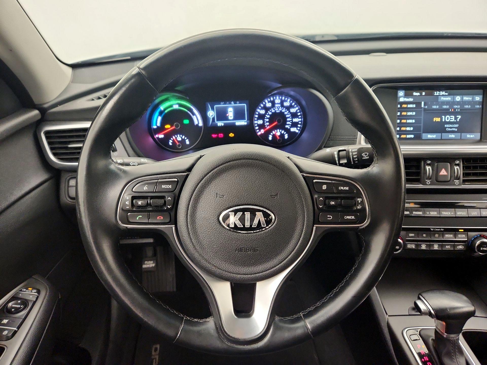 Thumbnail: 2017 Kia Optima - 10
