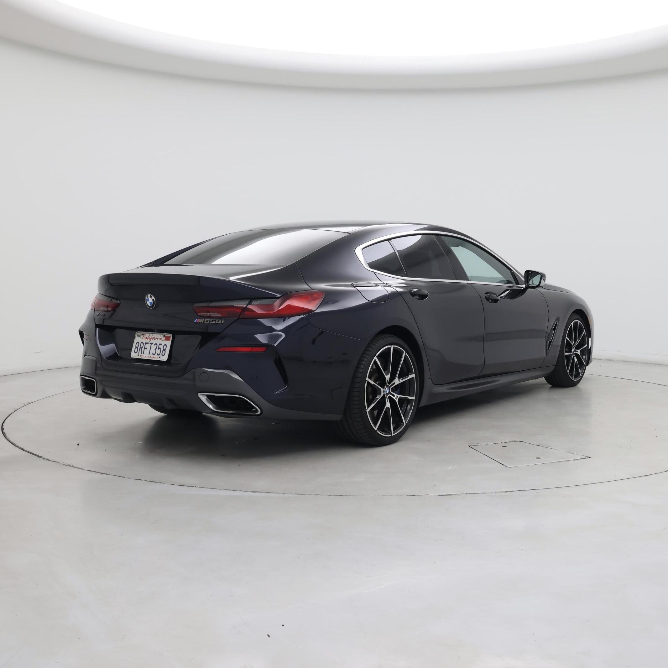 Thumbnail: 2020 BMW 8 Series - 8