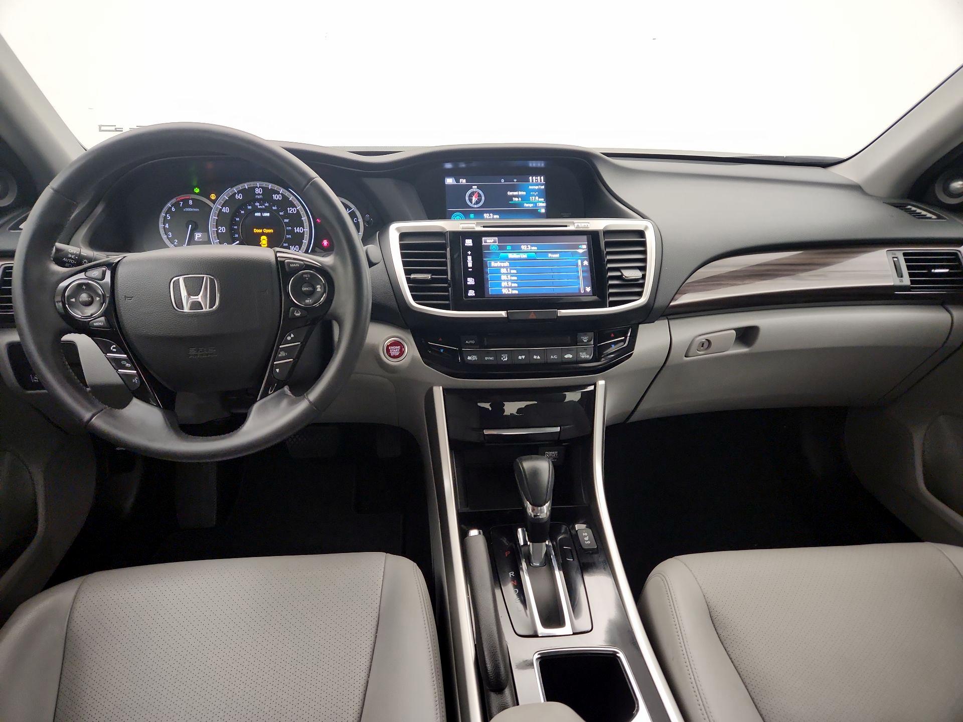 Thumbnail: 2016 Honda Accord - 9