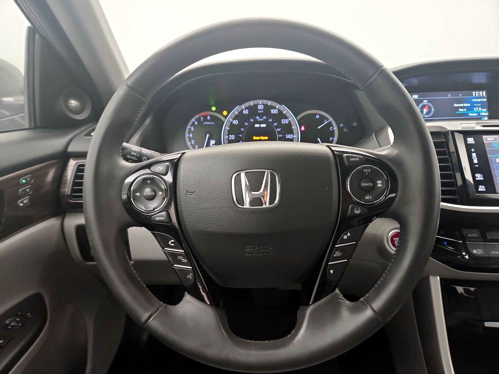 Thumbnail: 2016 Honda Accord - 10