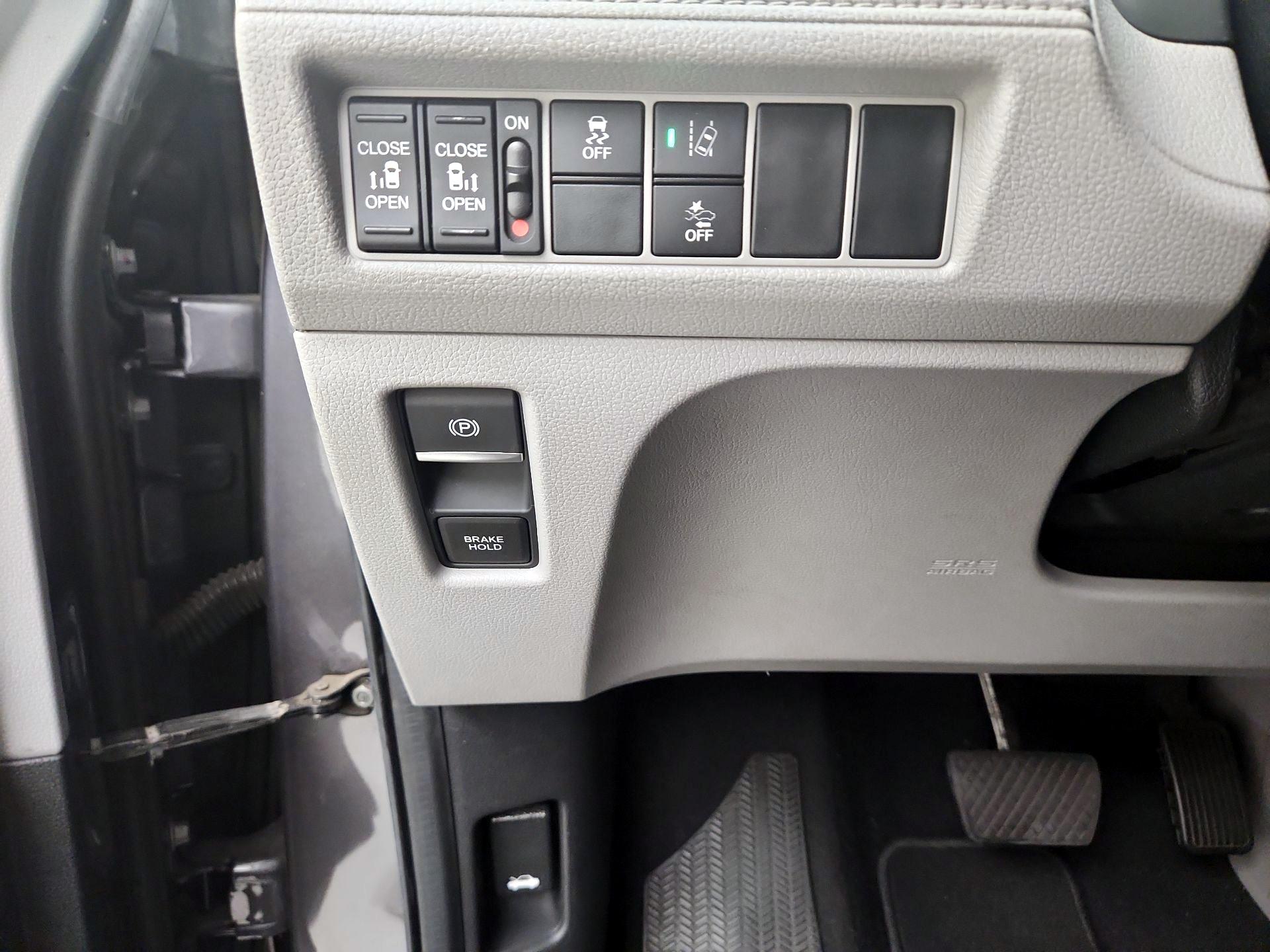 Thumbnail: 2020 Honda Odyssey - 13