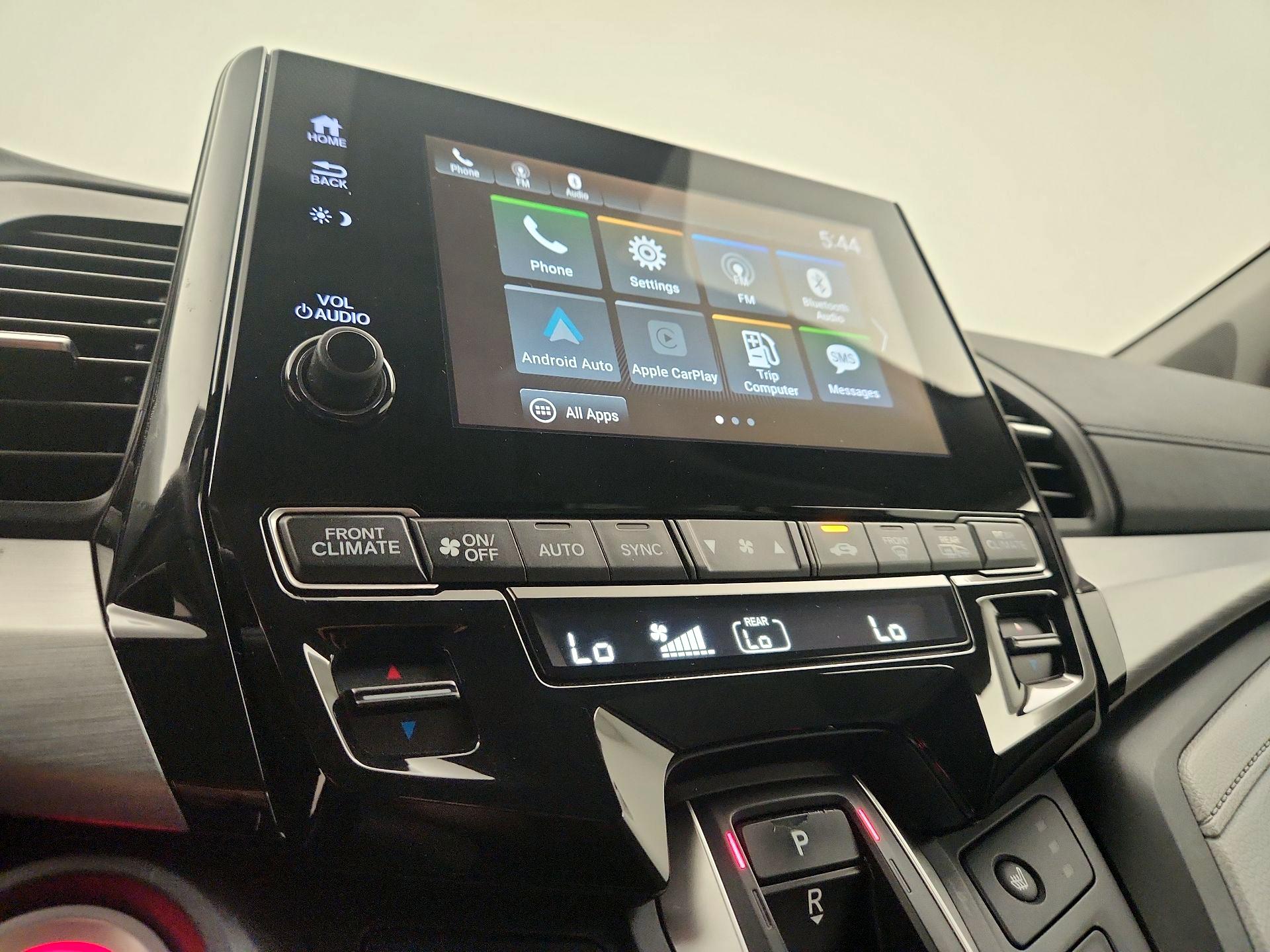 Thumbnail: 2020 Honda Odyssey - 16