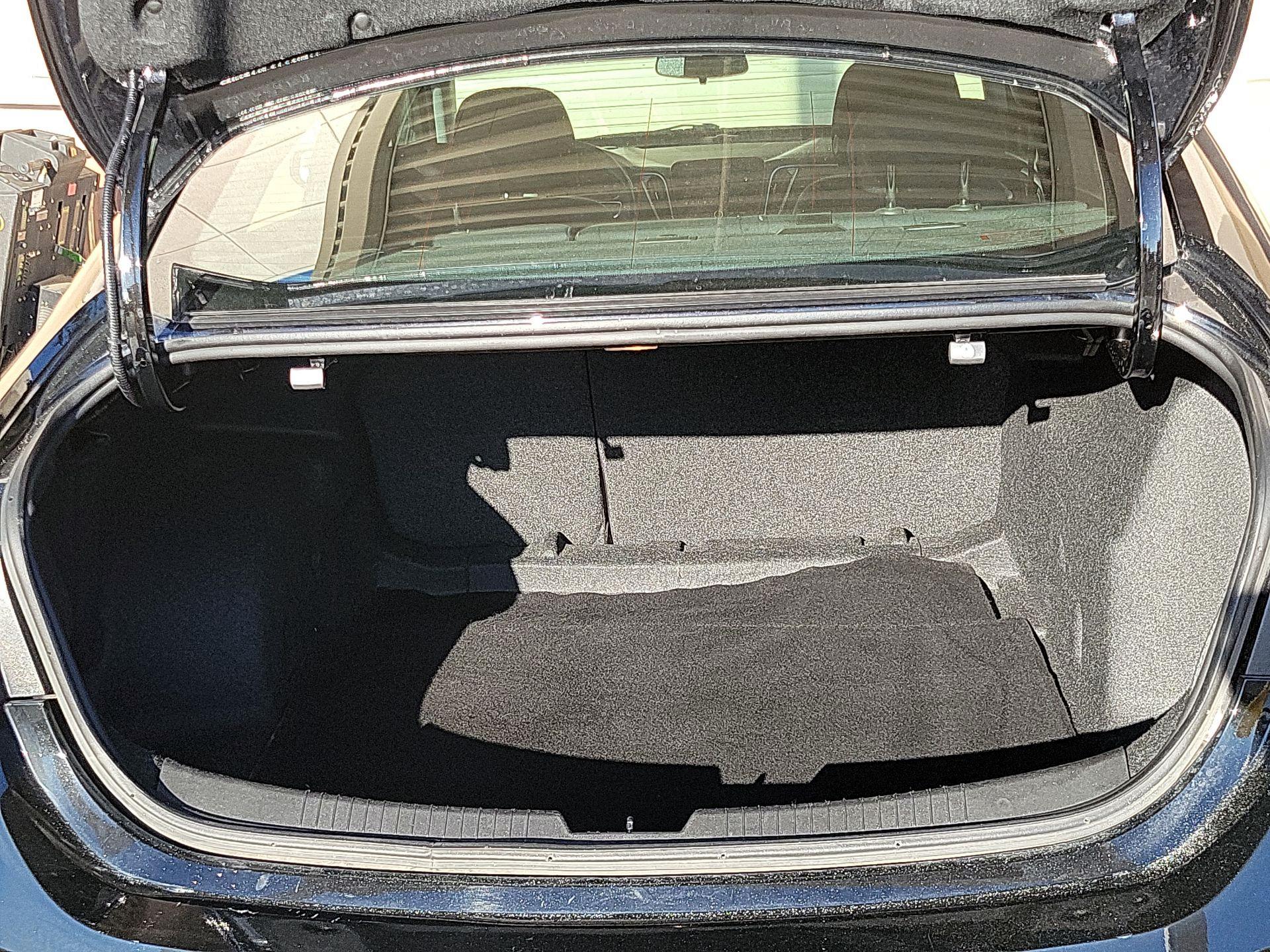 Thumbnail: 2024 Chevrolet Malibu - 18