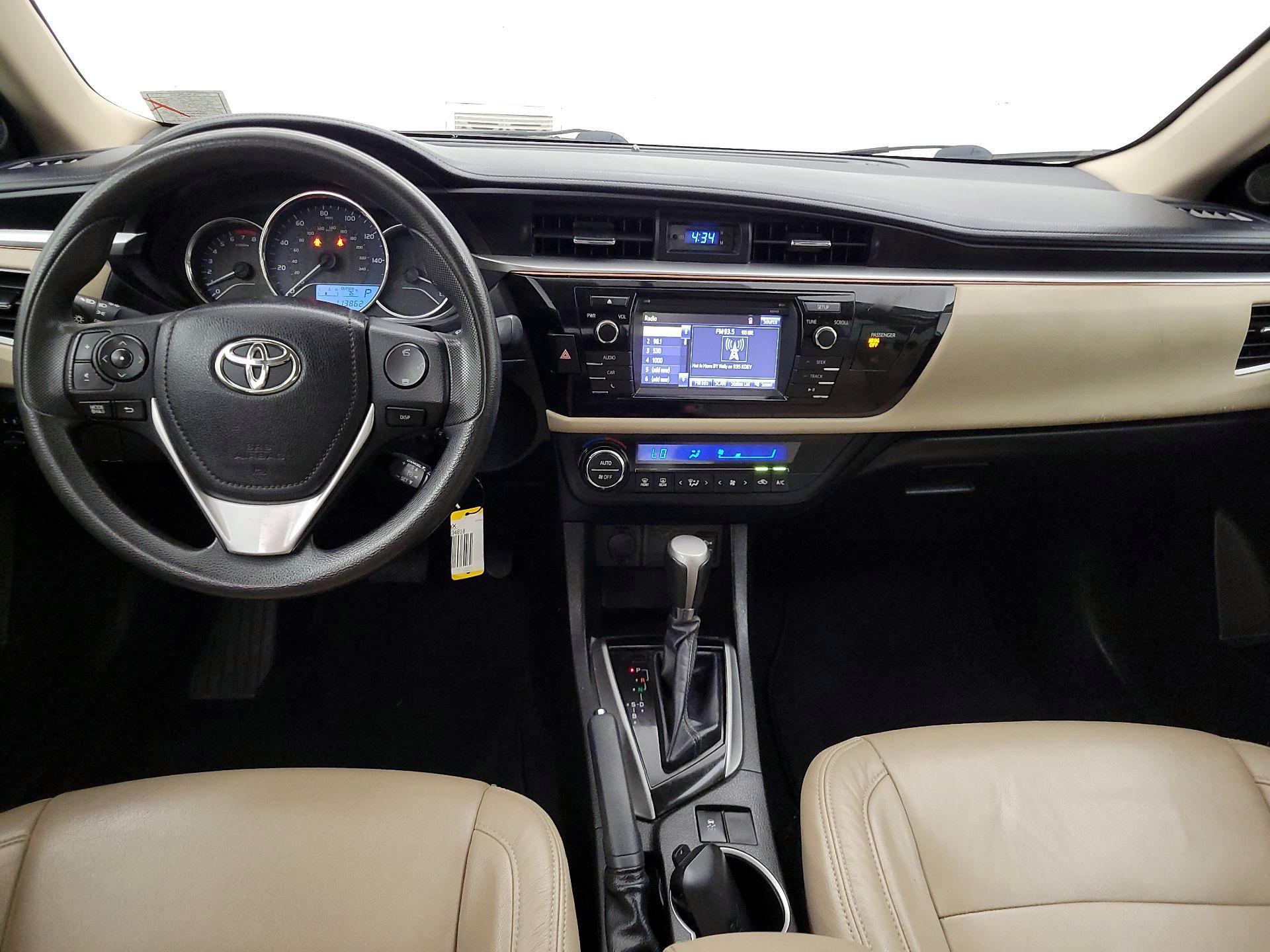 Thumbnail: 2015 Toyota Corolla - 9