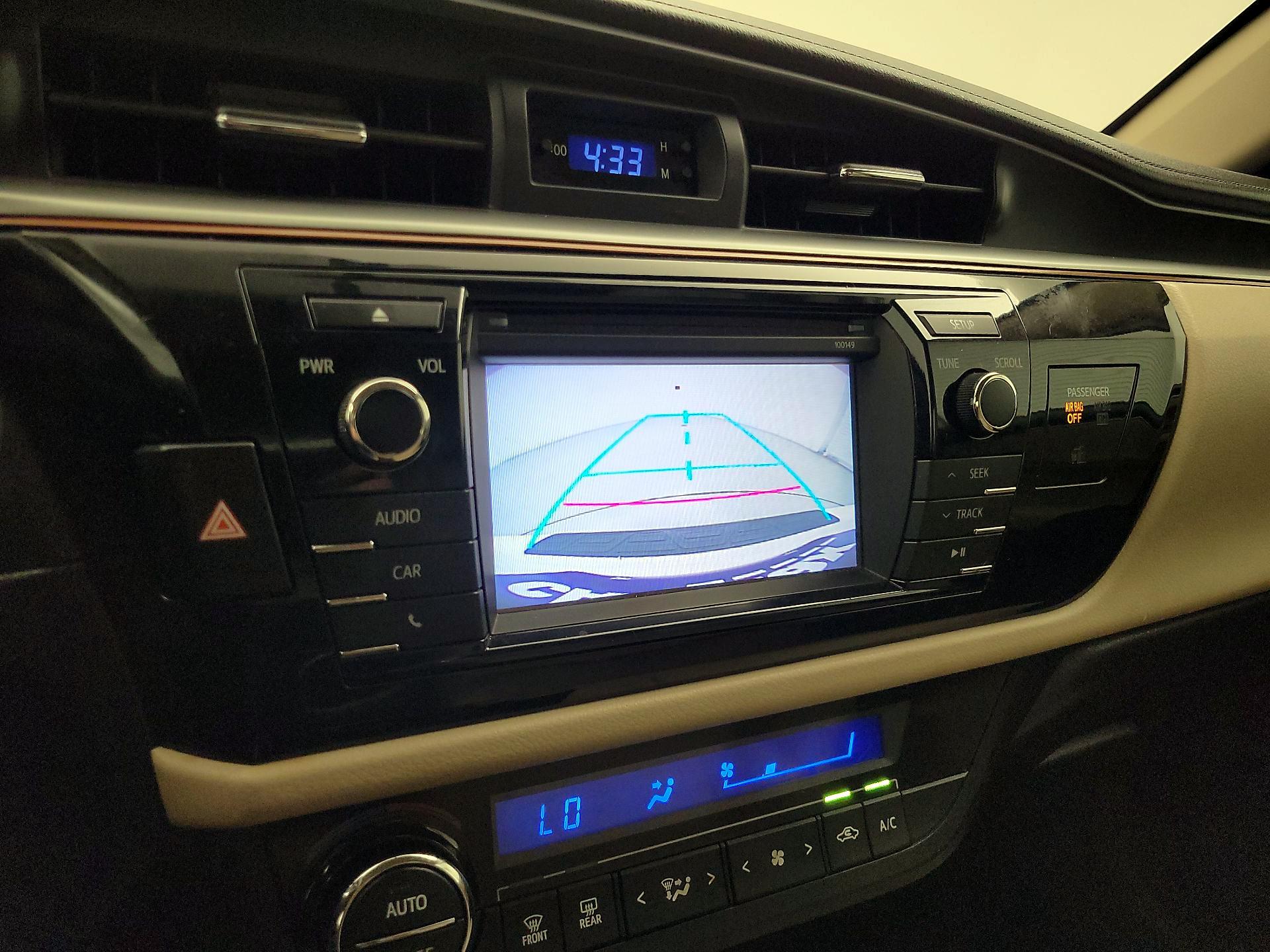 Thumbnail: 2015 Toyota Corolla - 14