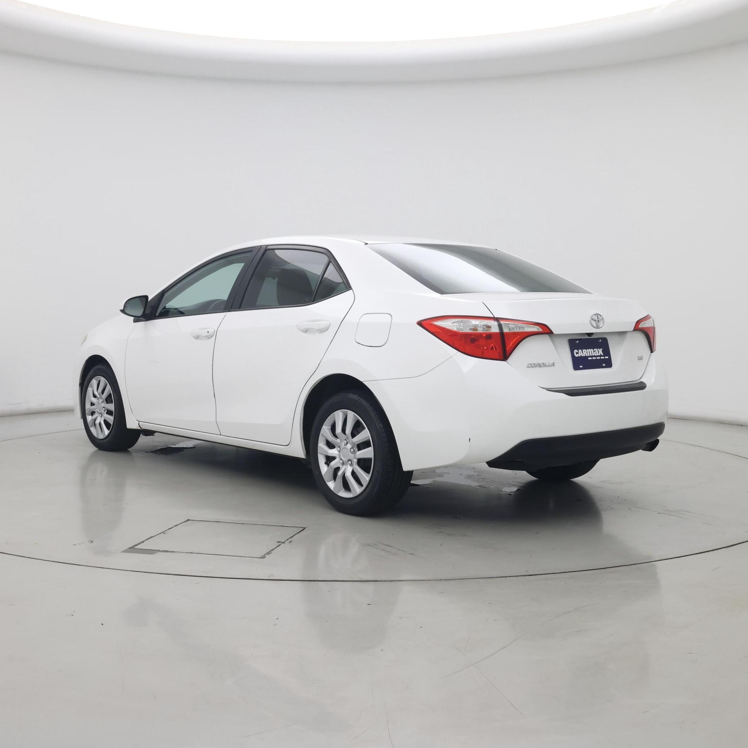 Thumbnail: 2015 Toyota Corolla - 2