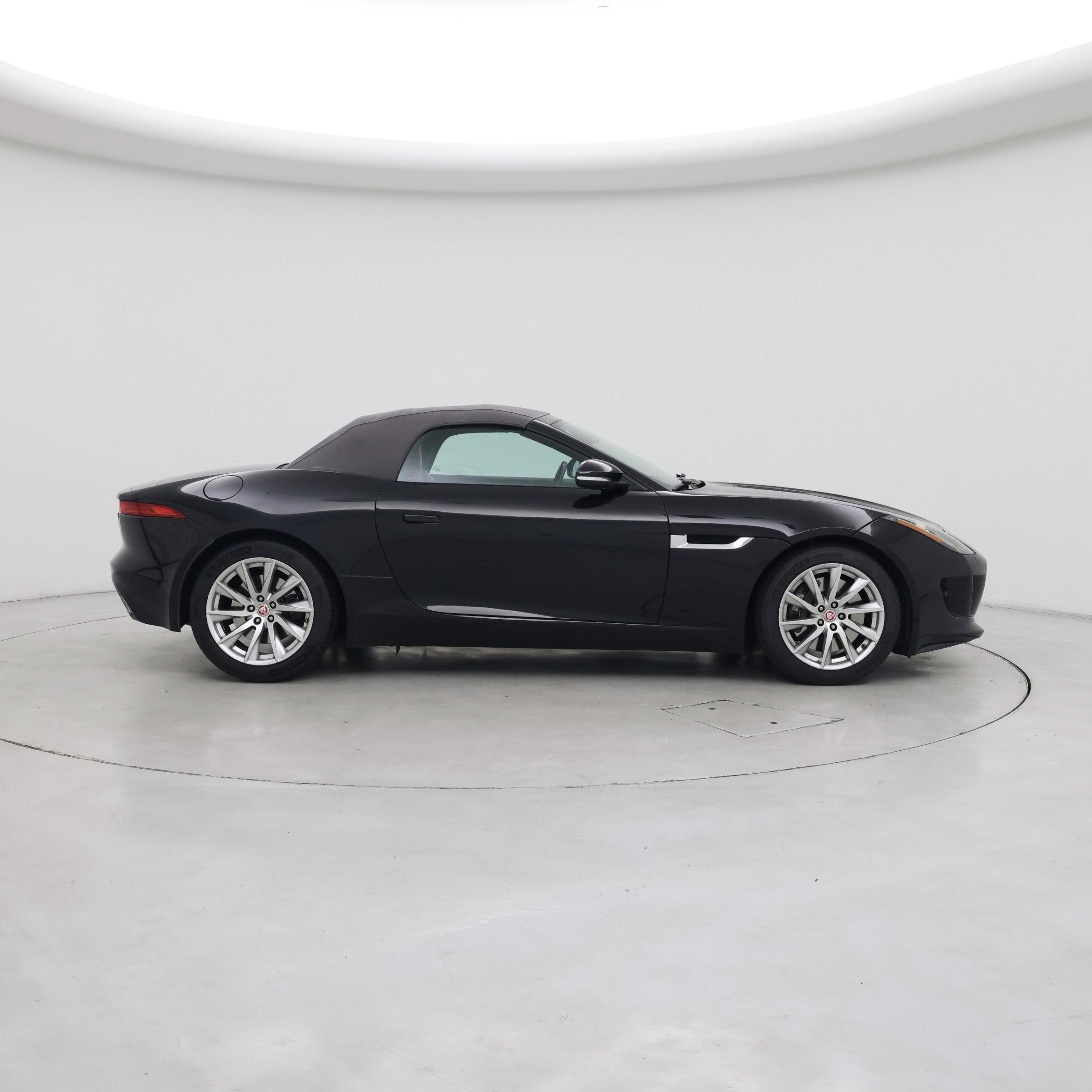 Thumbnail: 2015 Jaguar F-Type - 7