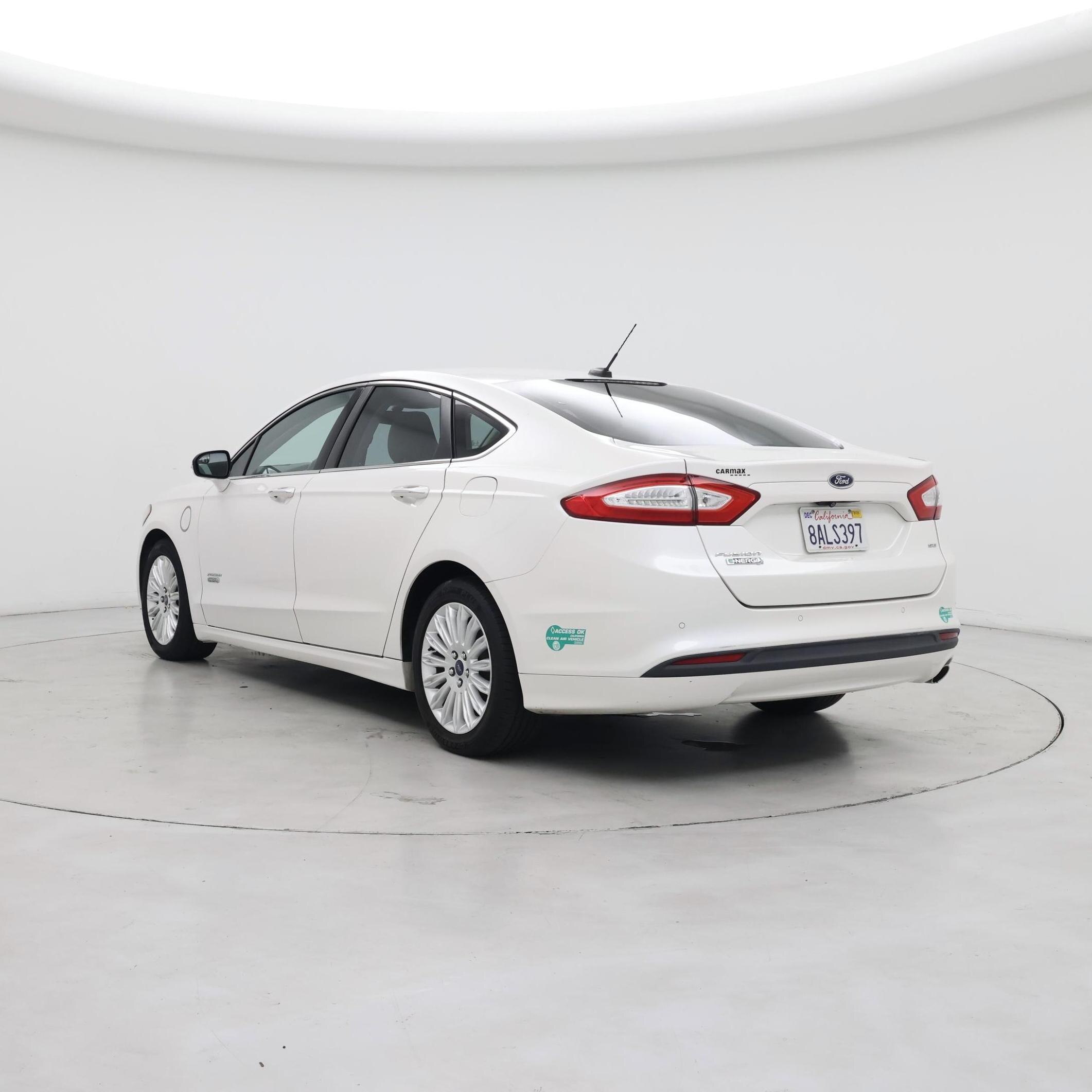 Thumbnail: 2016 Ford Fusion - 2