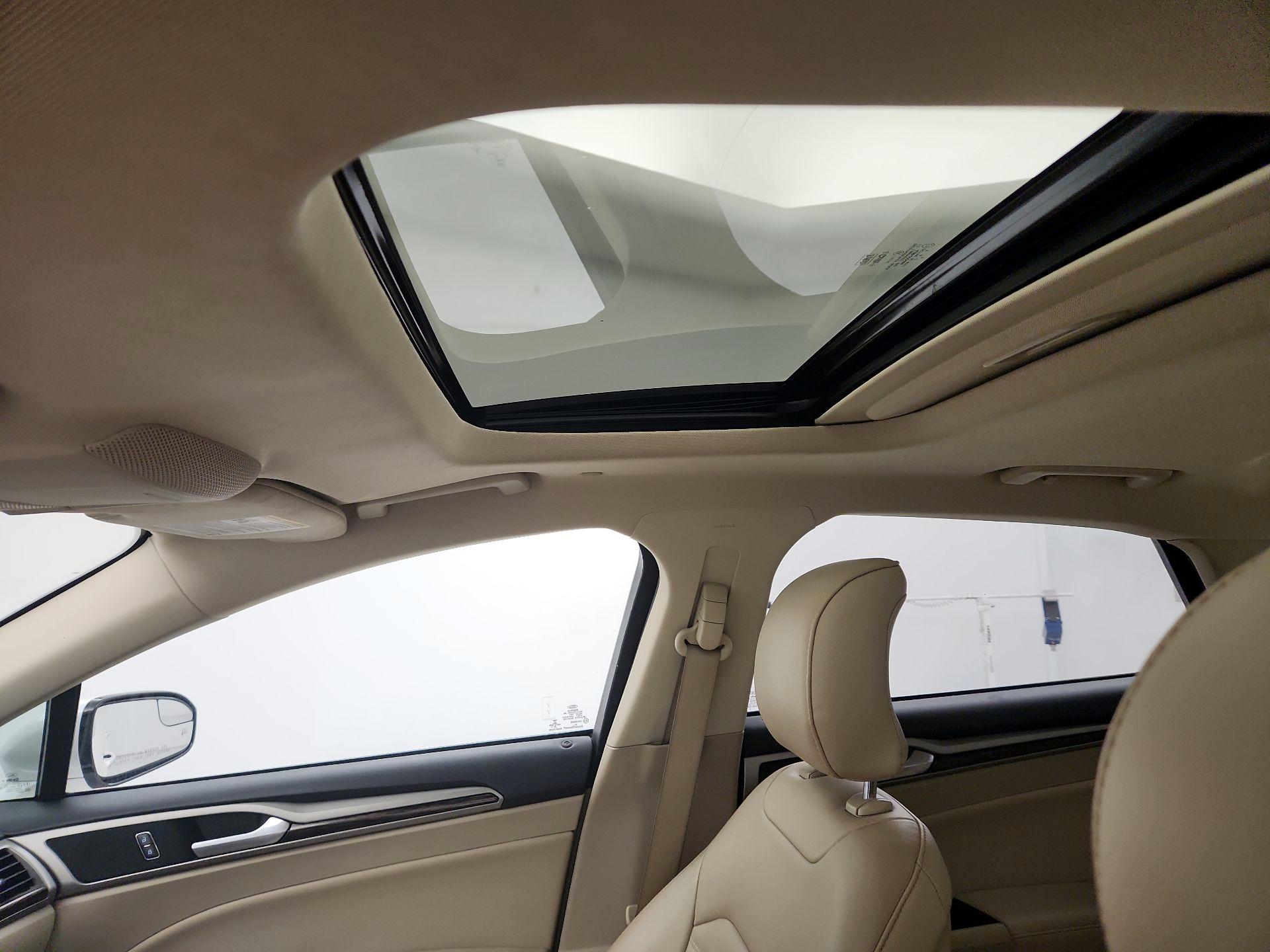 Thumbnail: 2016 Ford Fusion - 20