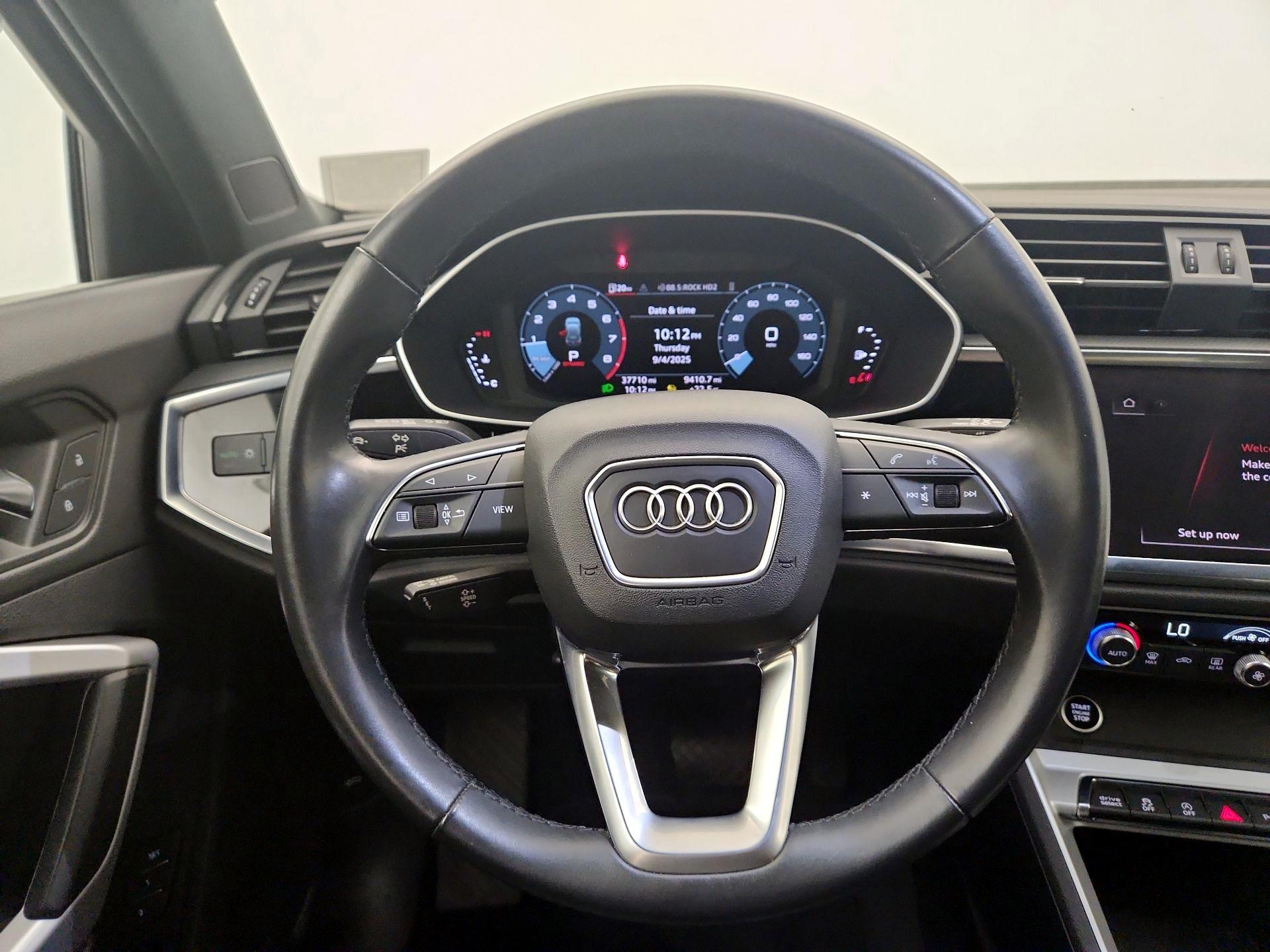 Thumbnail: 2022 Audi Q3 - 10