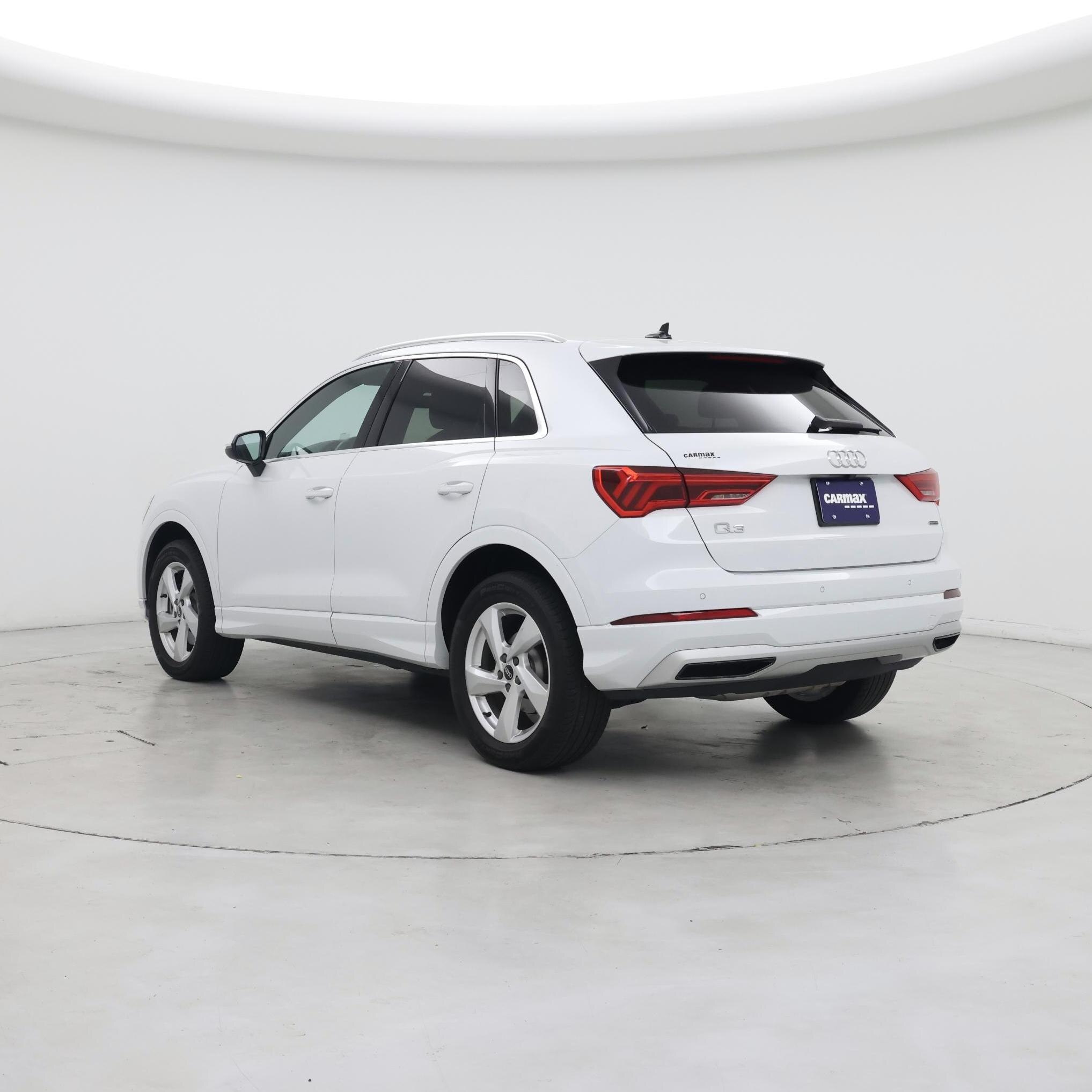 Thumbnail: 2022 Audi Q3 - 2
