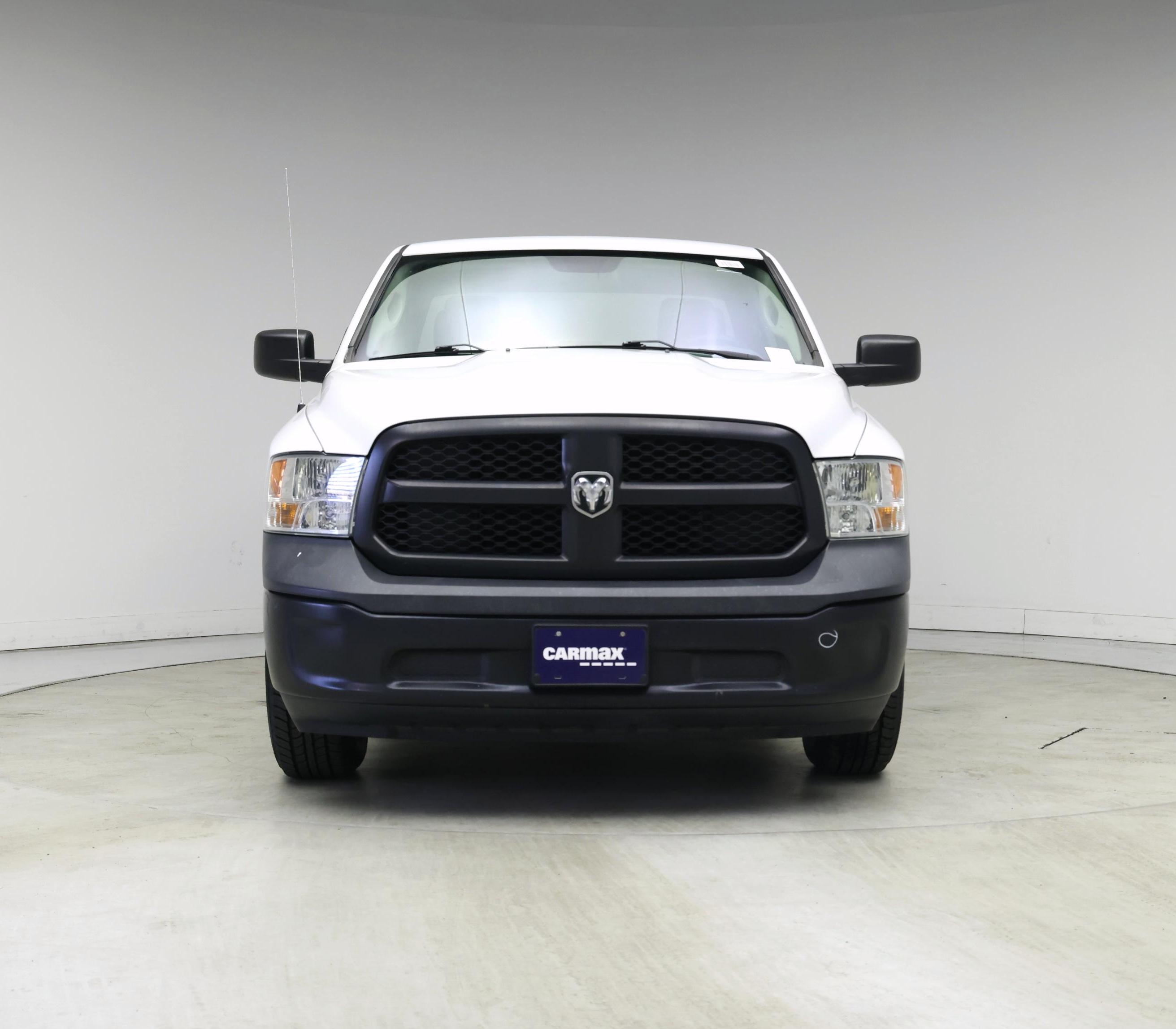 Thumbnail: 2019 RAM 1500 Classic - 5