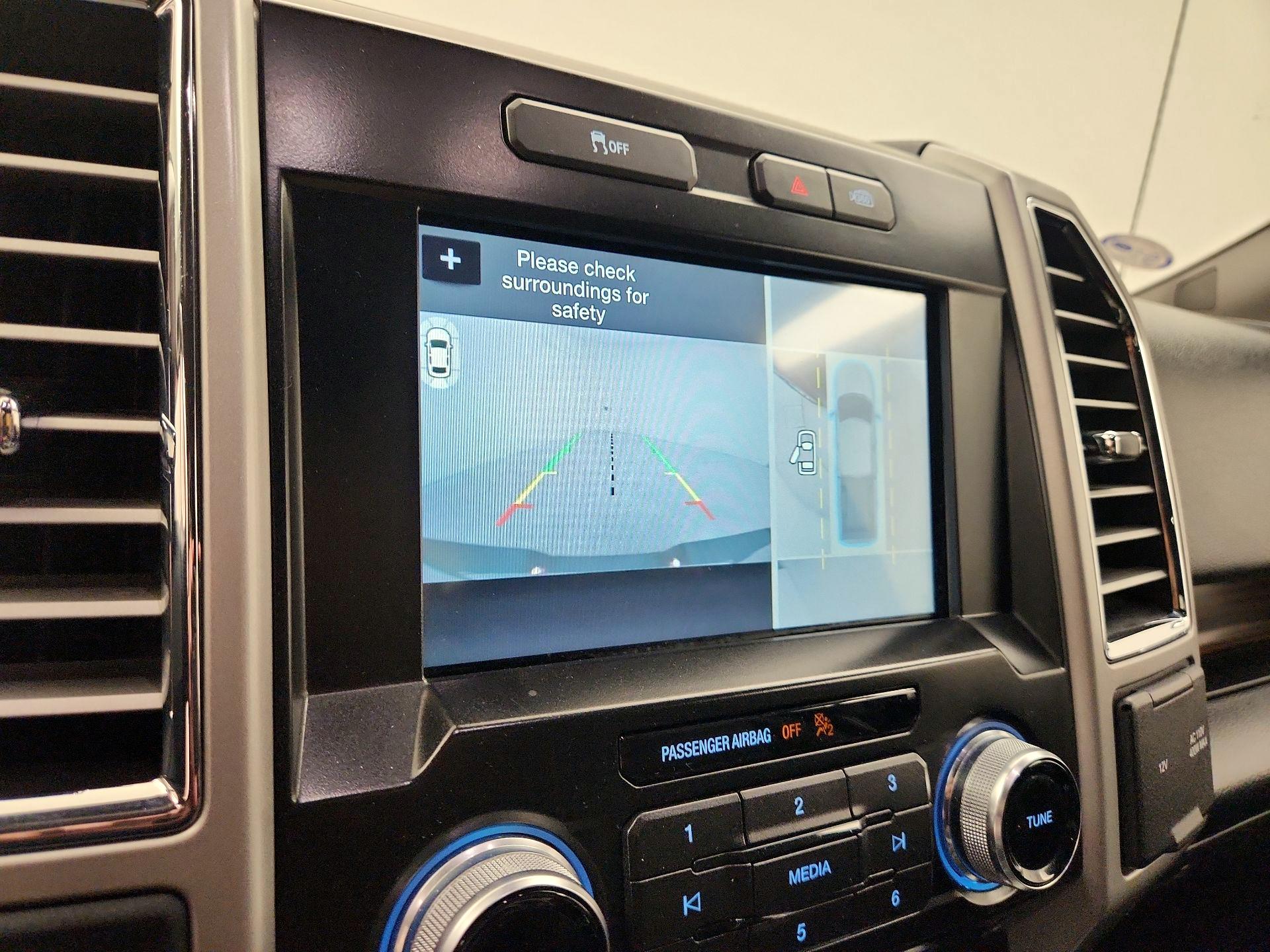 Thumbnail: 2016 Ford F-150 - 15