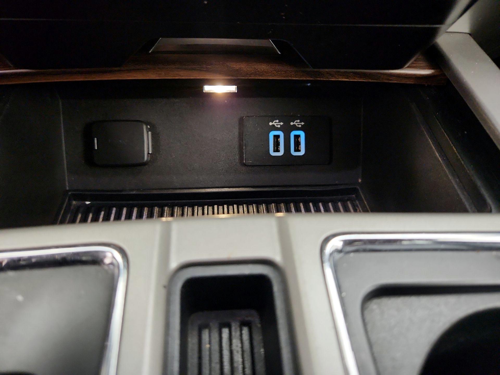 Thumbnail: 2016 Ford F-150 - 19