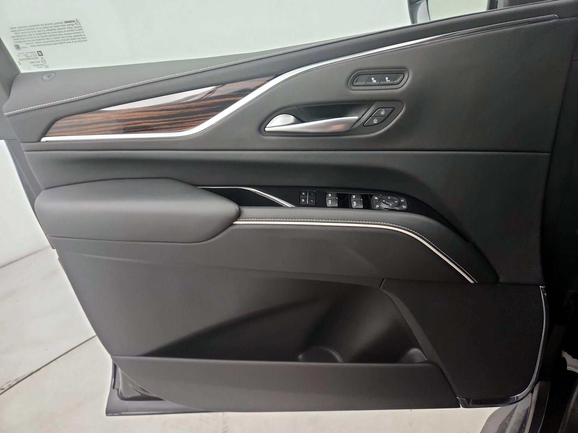 Thumbnail: 2023 Cadillac Escalade - 12