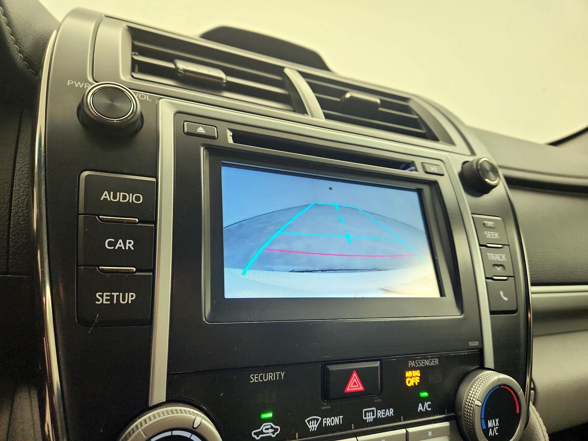Thumbnail: 2014 Toyota Camry - 14