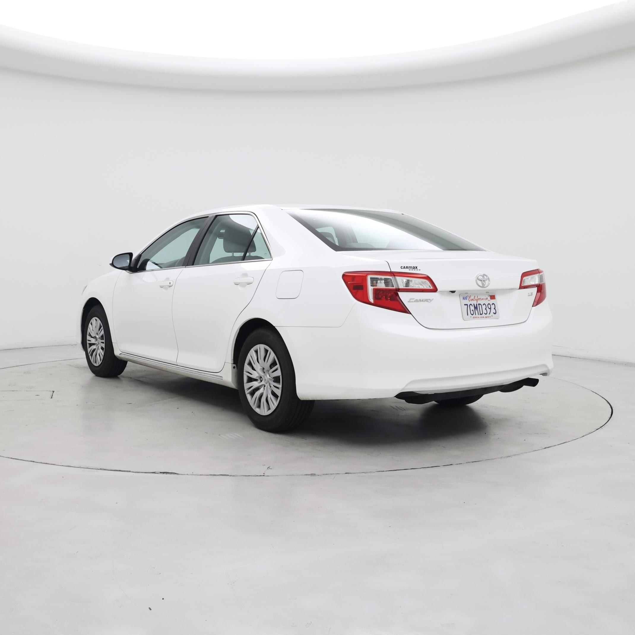Thumbnail: 2014 Toyota Camry - 2
