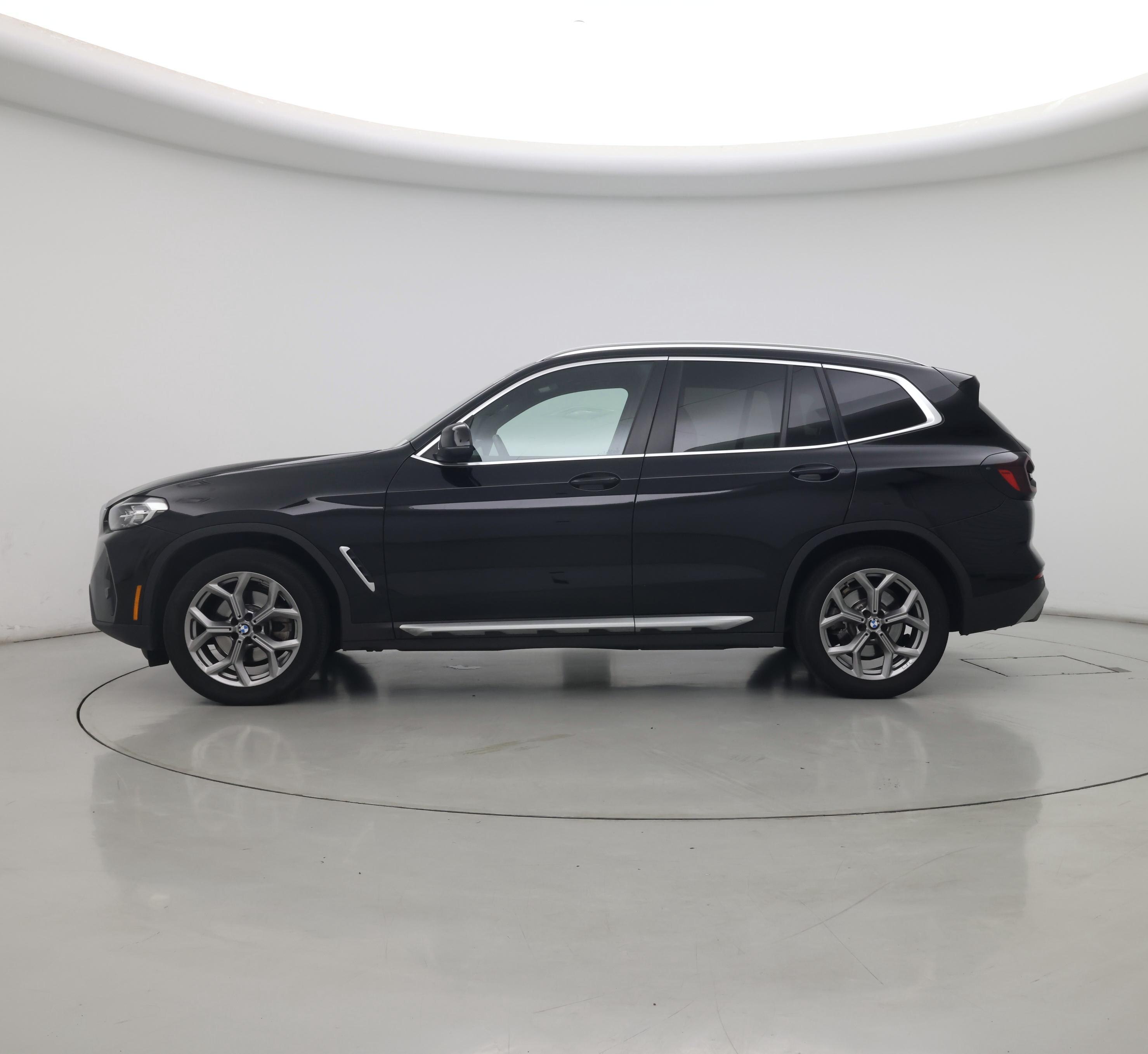 Thumbnail: 2023 BMW X3 - 3
