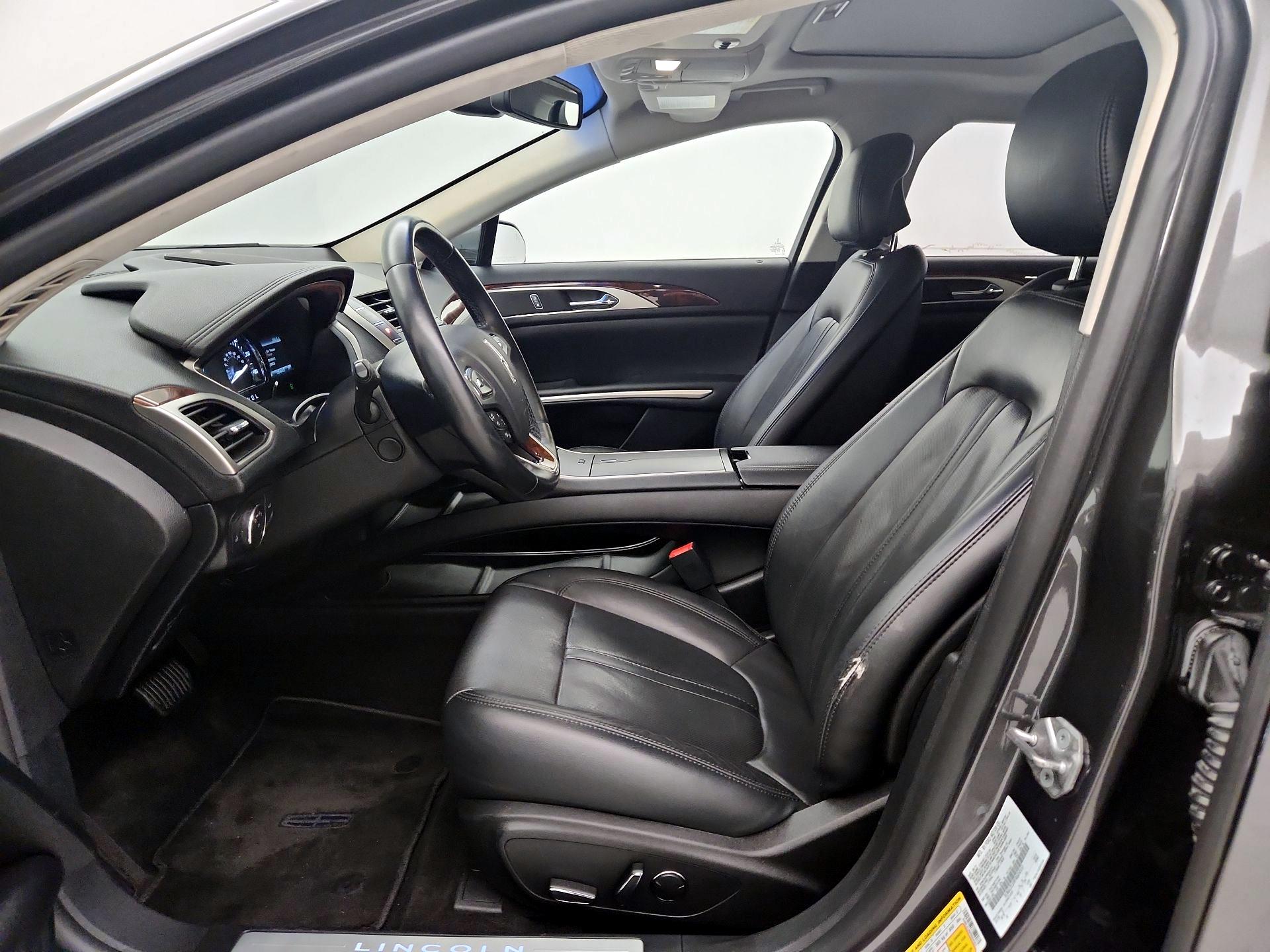 Thumbnail: 2015 Lincoln MKZ - 11