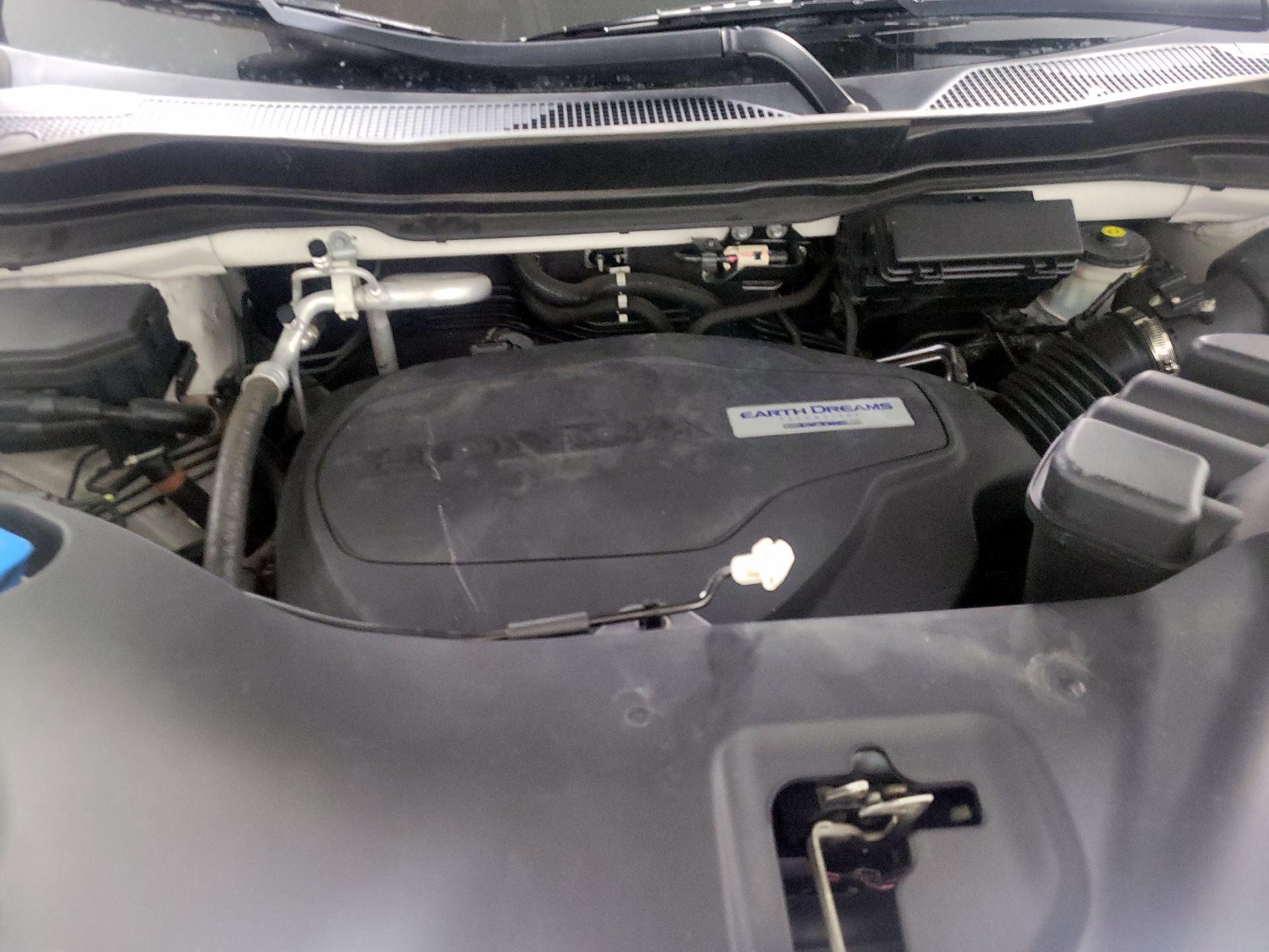 Thumbnail: 2016 Honda Pilot - 19